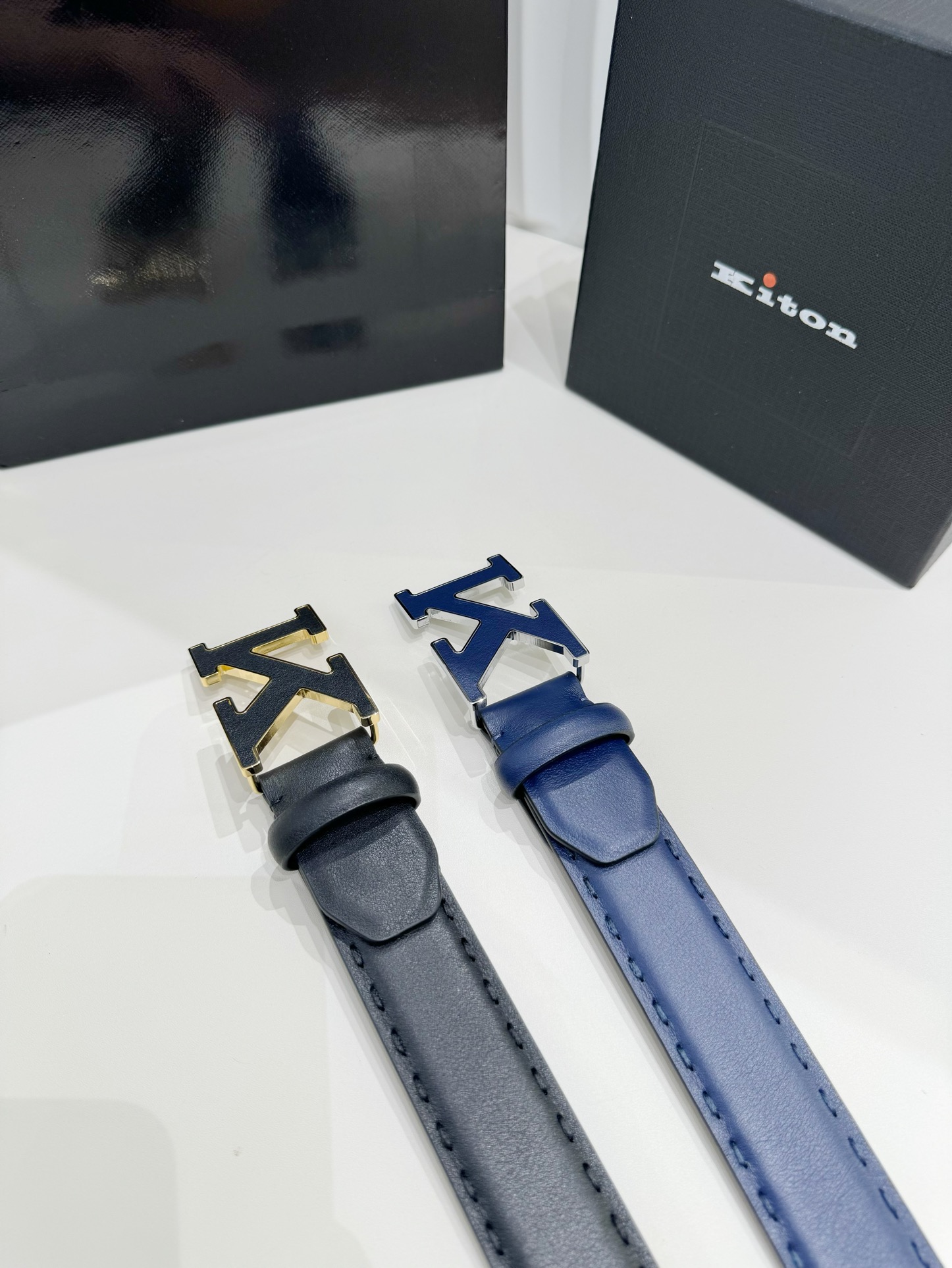 2024 Kiton Men’s Belt: Imported Calf Skin, Hand-to-Wire Fashion, 3.5CM Width