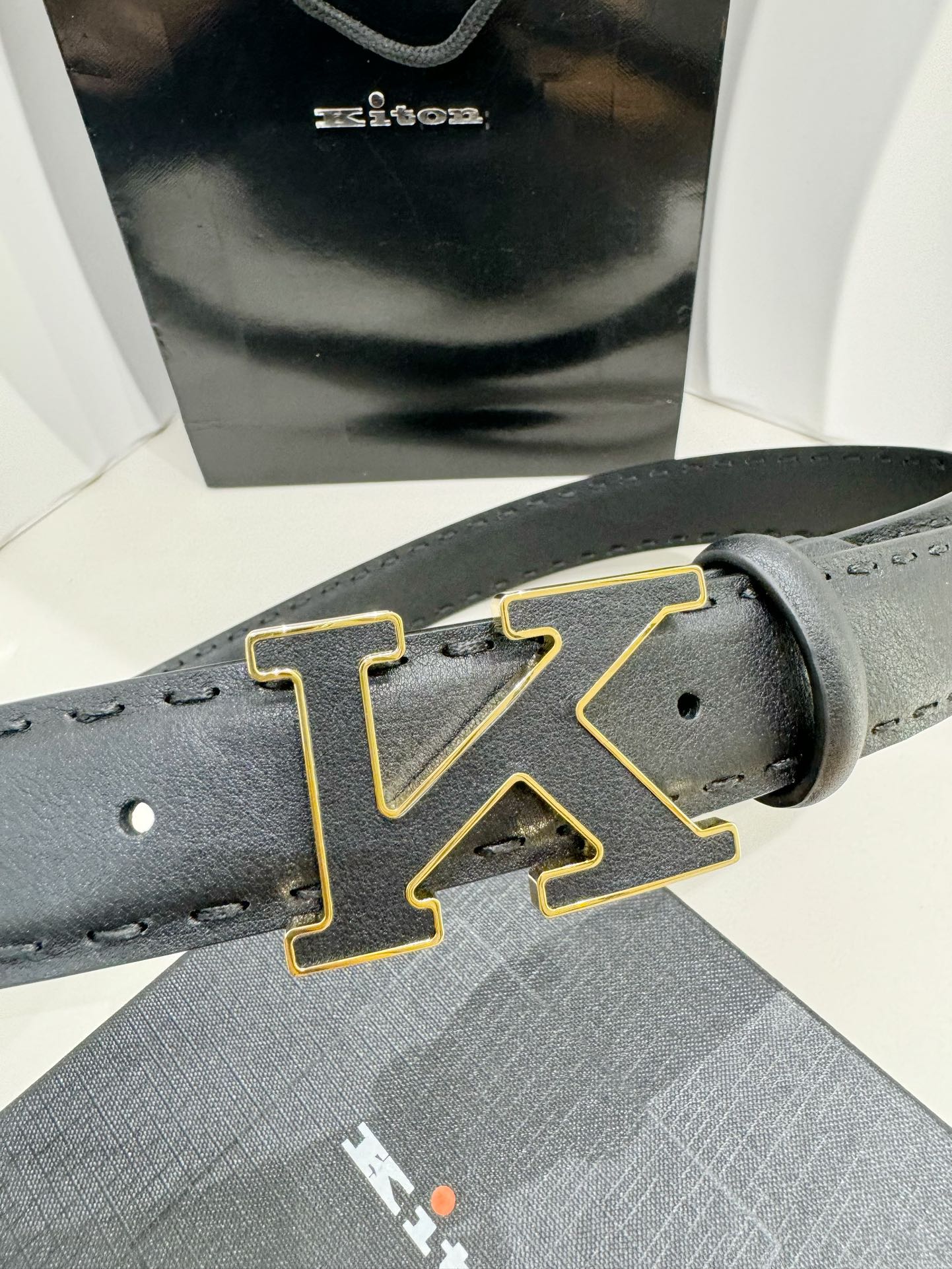 2024 Kiton Men’s Belt: Imported Calf Skin, Hand-to-Wire Fashion, 3.5CM Width - 图片 7