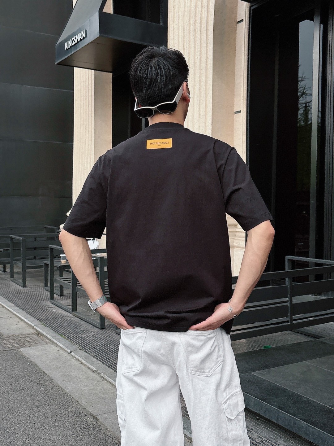 LV🌾、🆕2026春夏新品发售新品短袖T恤，面料采用新疆长绒棉，温儒柔软 细腻柔软 上身自然是舒适 凉爽