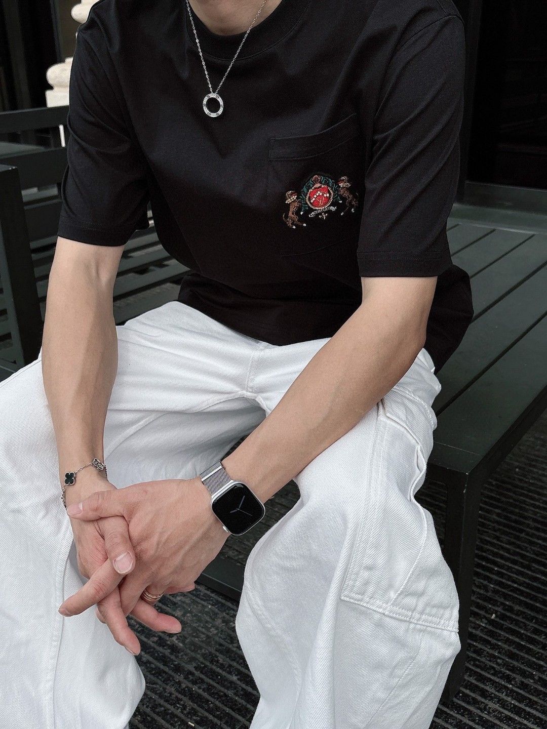 LV🌾、🆕2026春夏新品发售新品短袖T恤，面料采用新疆长绒棉，温儒柔软 细腻柔软 上身自然是舒适 凉爽