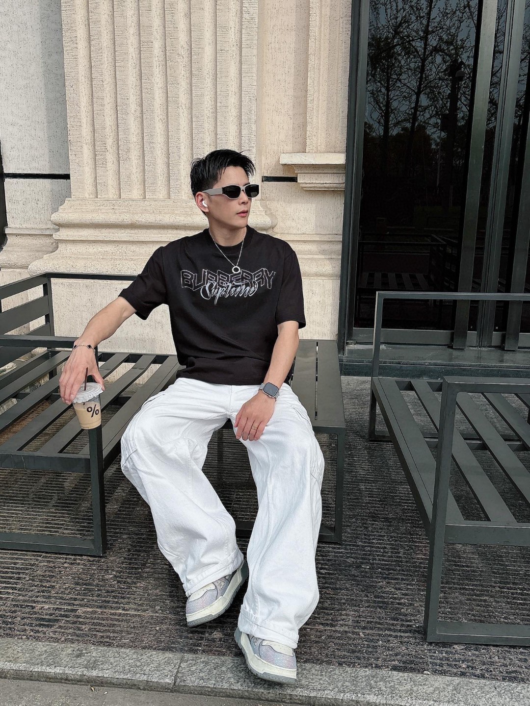 巴宝莉🌾、🆕2026春夏新品发售新品短袖T恤，面料采用新疆长绒棉，温儒柔软 细腻柔软 上身自然是舒适 凉