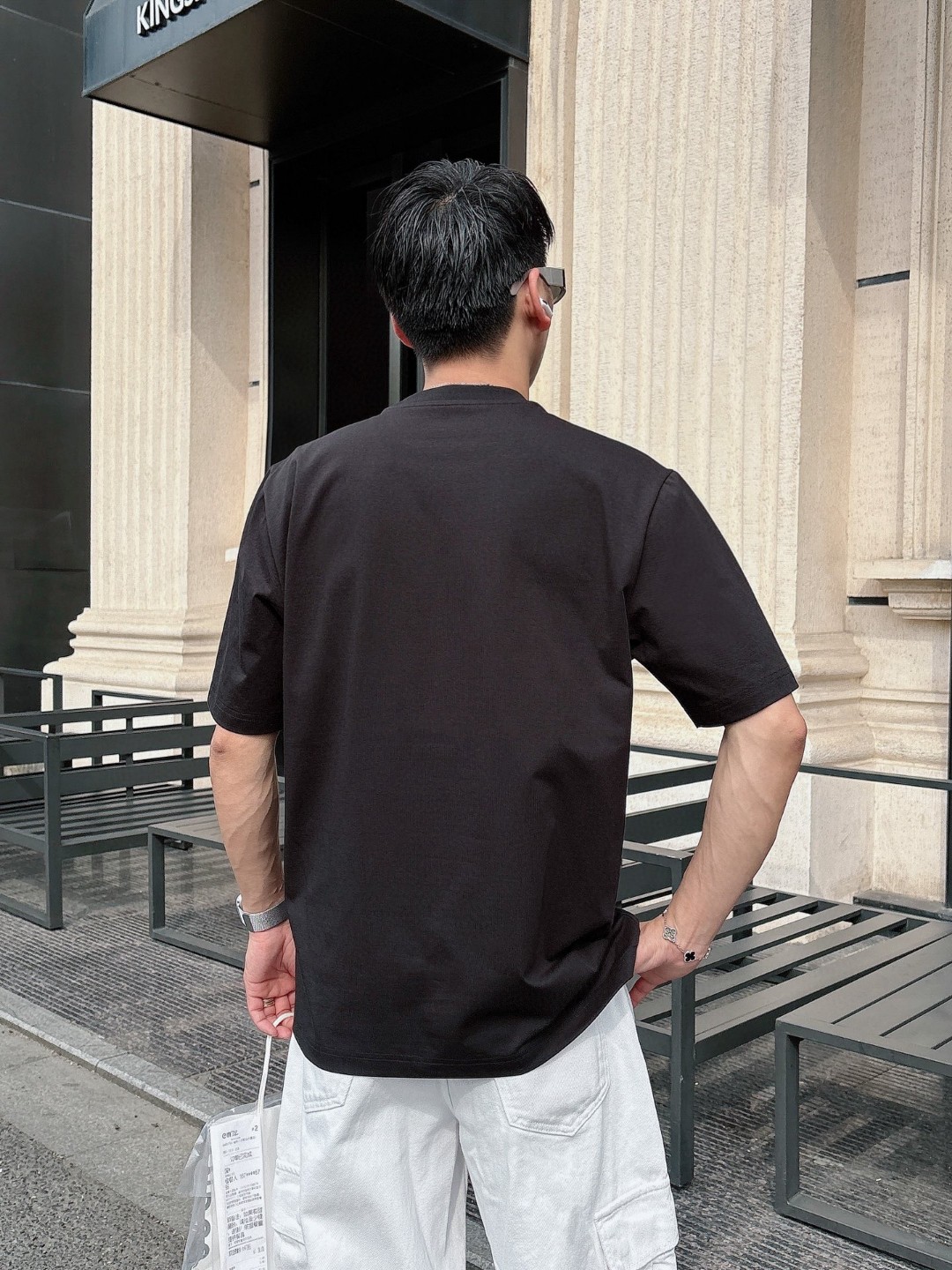 巴宝莉🌾、🆕2026春夏新品发售新品短袖T恤，面料采用新疆长绒棉，温儒柔软 细腻柔软 上身自然是舒适 凉