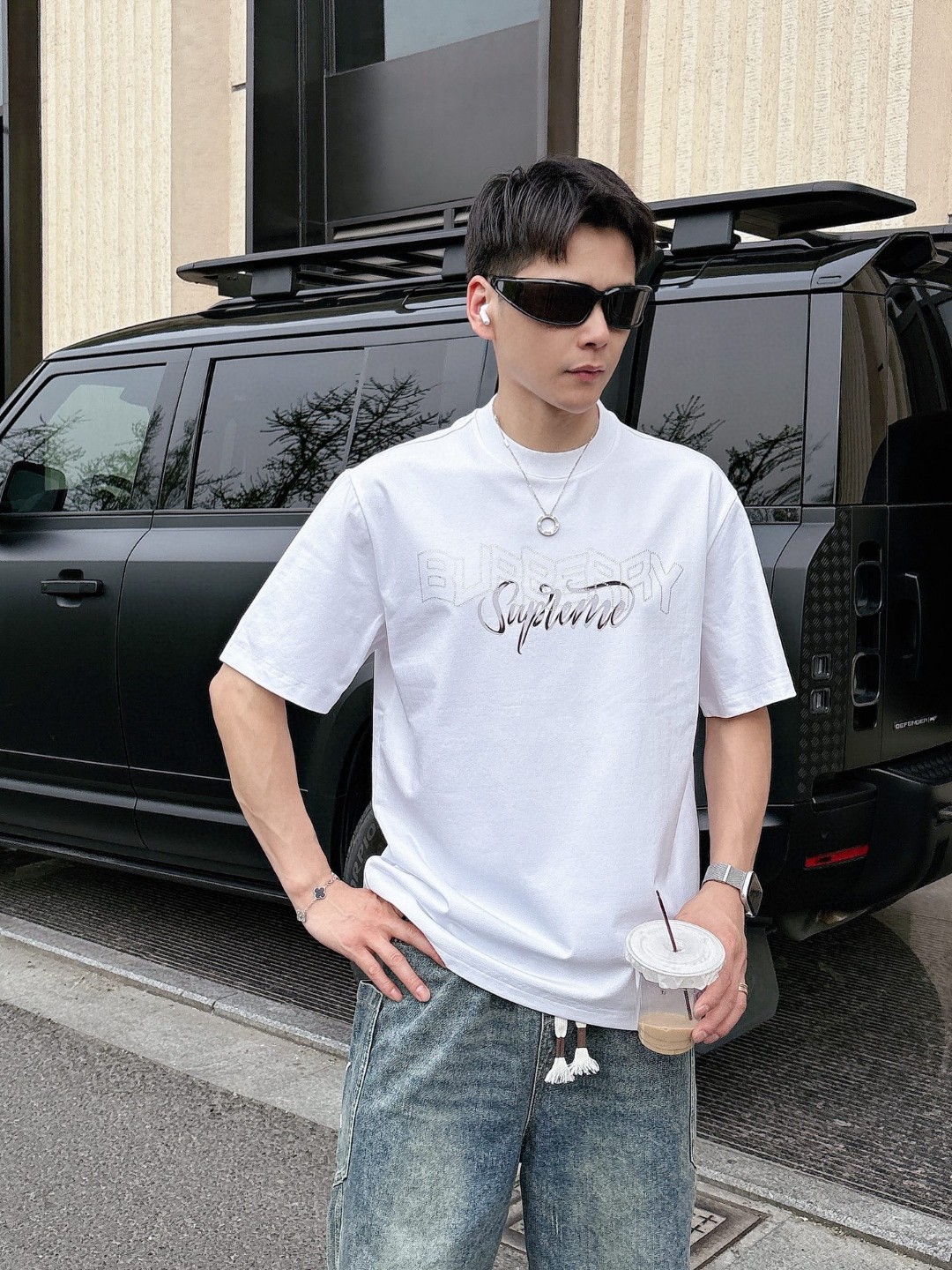 巴宝莉🌾、🆕2026春夏新品发售新品短袖T恤，面料采用新疆长绒棉，温儒柔软 细腻柔软 上身自然是舒适 凉