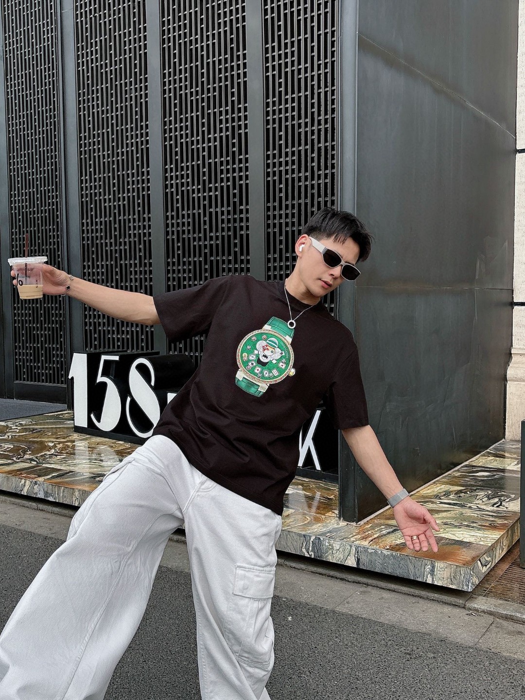 LV🌾、🆕2026春夏新品发售新品短袖T恤，面料采用新疆长绒棉，温儒柔软 细腻柔软 上身自然是舒适 凉爽