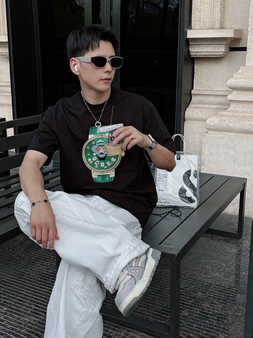 LV🌾、🆕2026春夏新品发售新品短袖T恤，面料采用新疆长绒棉，温儒柔软 细腻柔软 上身自然是舒适 凉爽