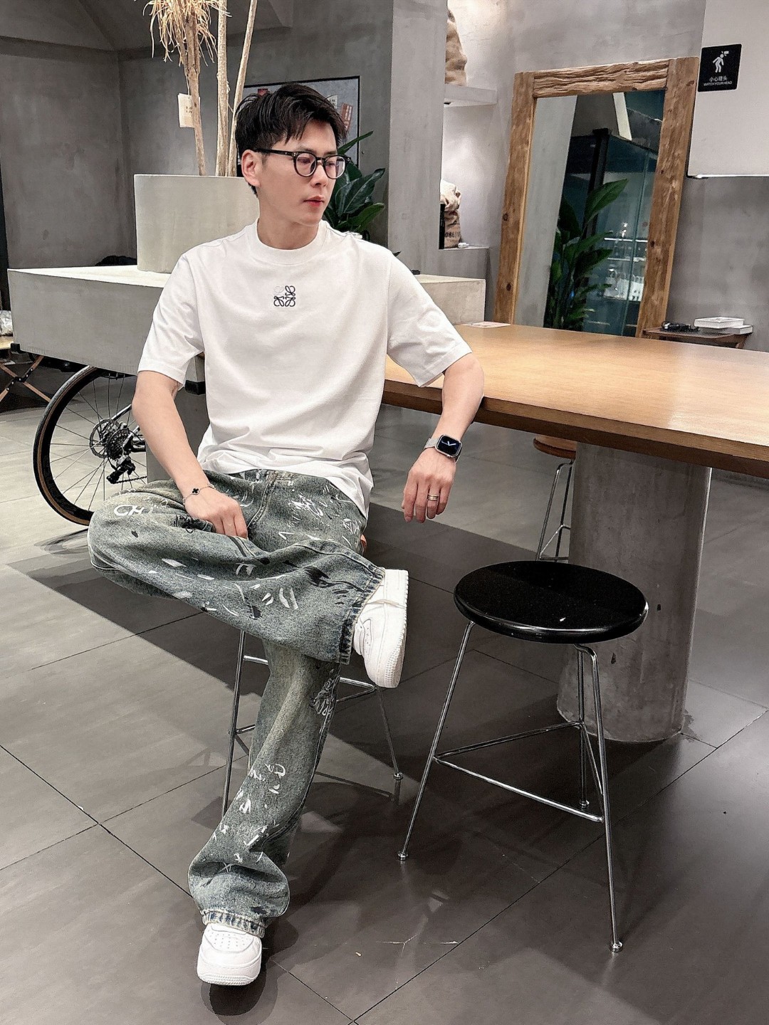 罗意威🌾、🆕2026春夏新品发售新品短袖T恤，面料采用新疆长绒棉，温儒柔软 细腻柔软 上身自然是舒适 凉