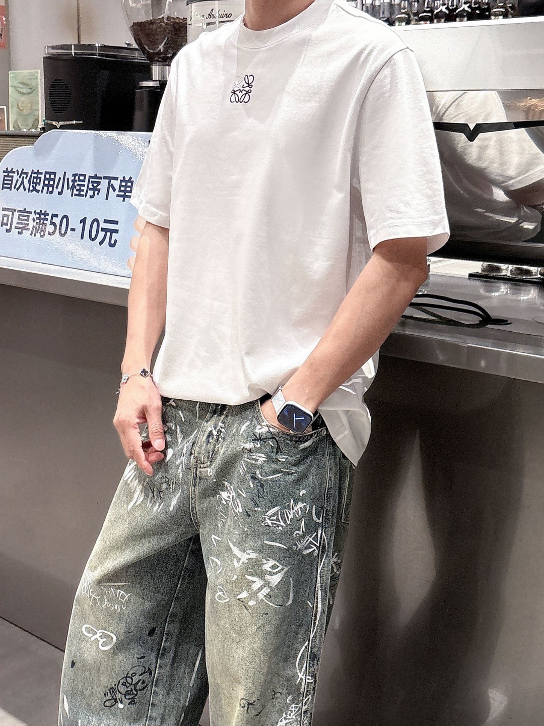 罗意威🌾、🆕2026春夏新品发售新品短袖T恤，面料采用新疆长绒棉，温儒柔软 细腻柔软 上身自然是舒适 凉