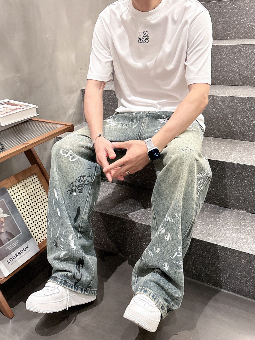 罗意威🌾、🆕2026春夏新品发售新品短袖T恤，面料采用新疆长绒棉，温儒柔软 细腻柔软 上身自然是舒适 凉