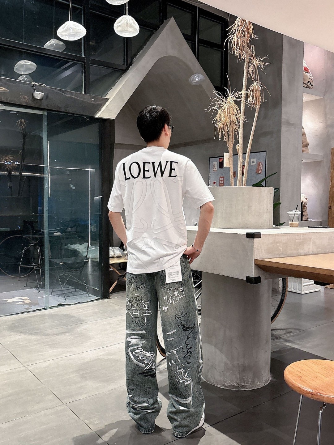 罗意威🌾、🆕2026春夏新品发售新品短袖T恤，面料采用新疆长绒棉，温儒柔软 细腻柔软 上身自然是舒适 凉