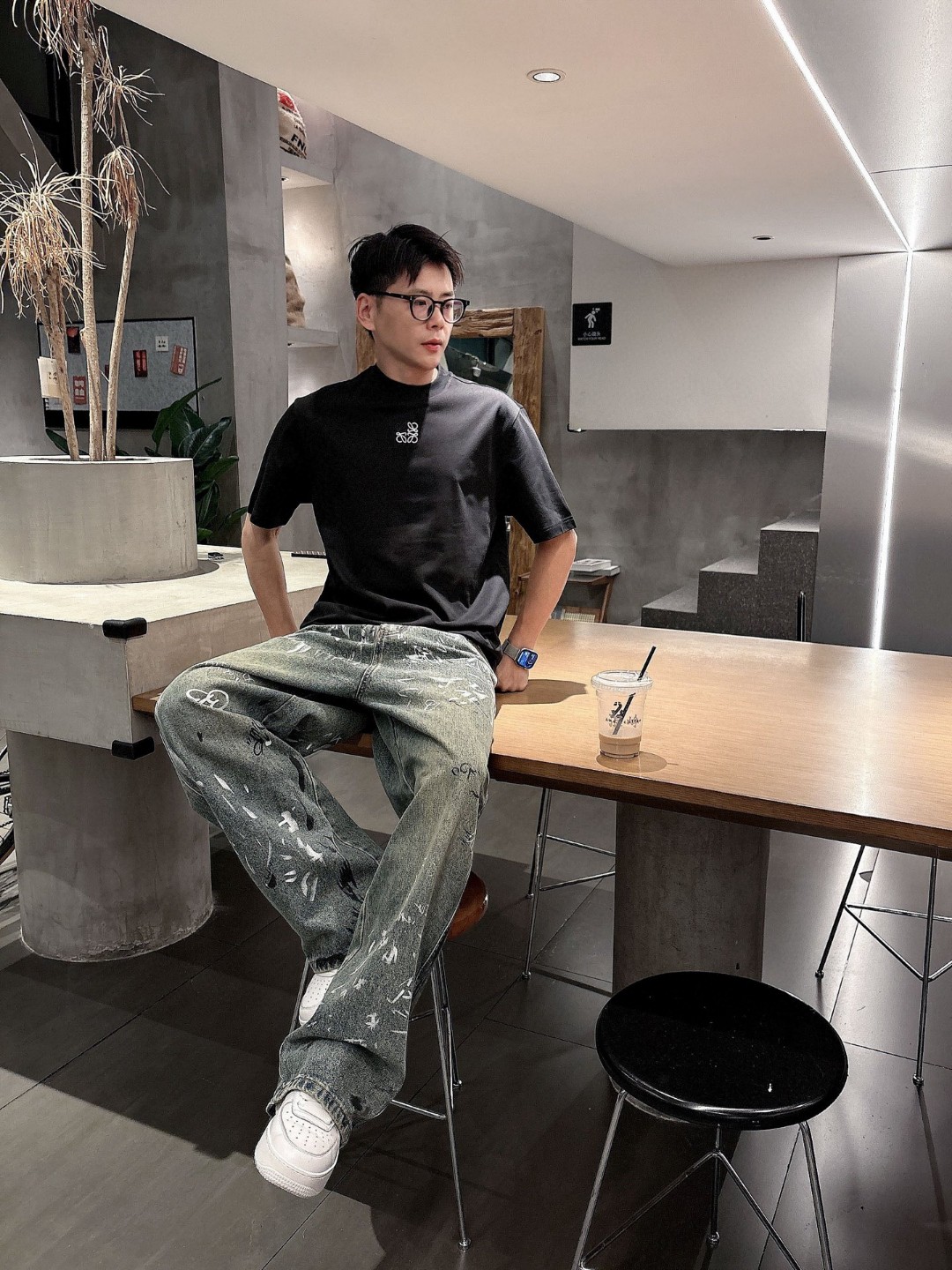 罗意威🌾、🆕2026春夏新品发售新品短袖T恤，面料采用新疆长绒棉，温儒柔软 细腻柔软 上身自然是舒适 凉