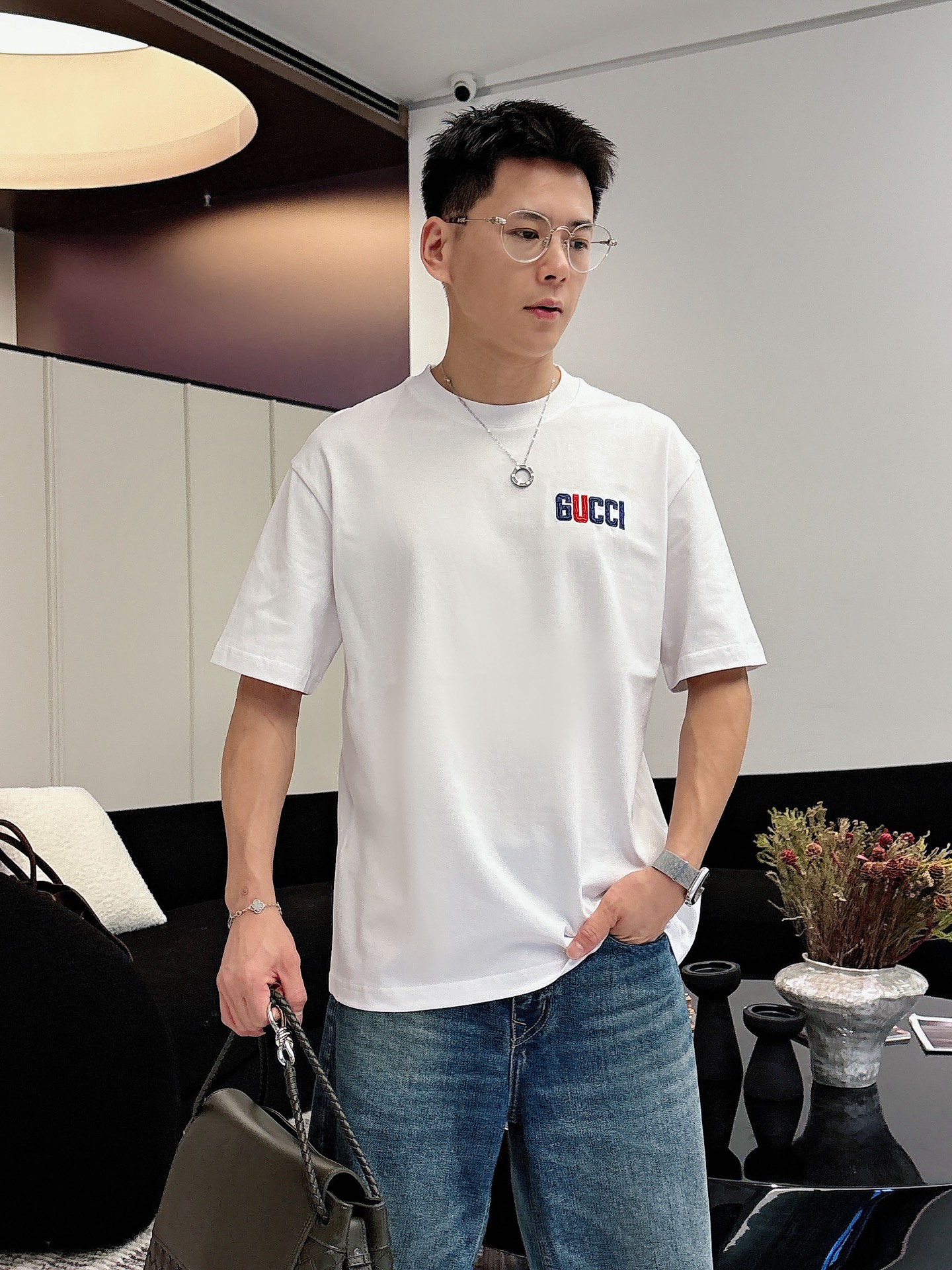 古奇🌾、🆕2026春夏新品发售新品短袖T恤，面料采用新疆长绒棉，温儒柔软 细腻柔软 上身自然是舒适 凉爽