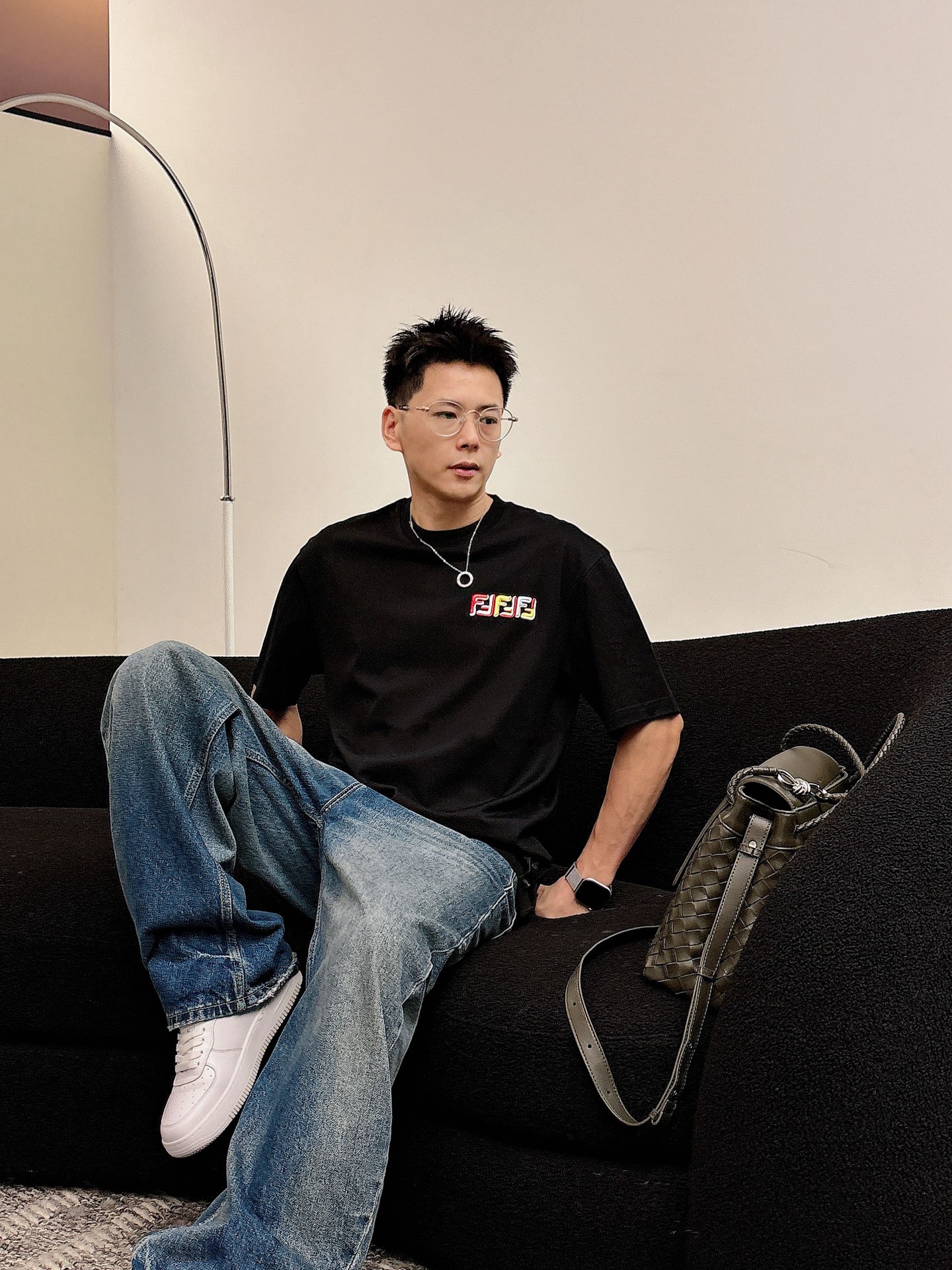 芬迪🌾、🆕2026春夏新品发售新品短袖T恤，面料采用新疆长绒棉，温儒柔软 细腻柔软 上身自然是舒适 凉爽