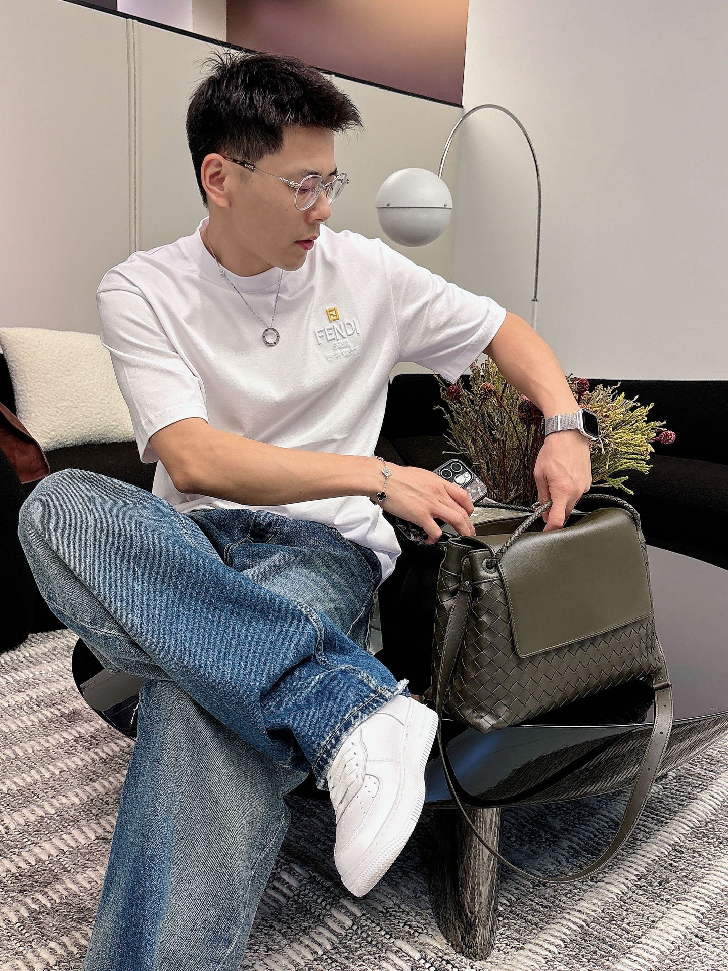 芬迪🌾、🆕2026春夏新品发售新品短袖T恤，面料采用新疆长绒棉，温儒柔软 细腻柔软 上身自然是舒适 凉爽