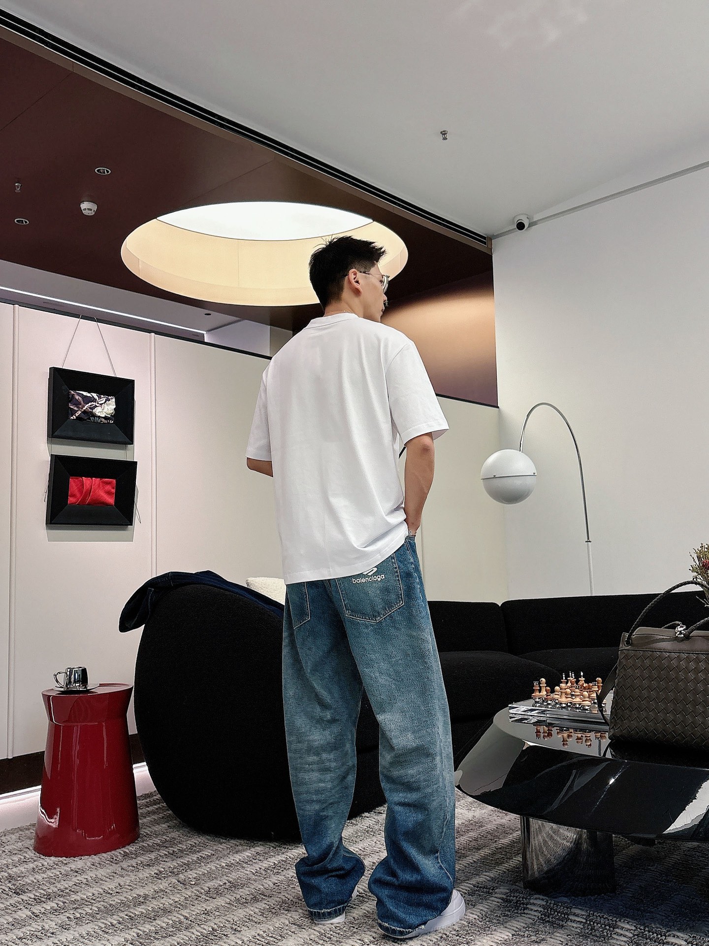 芬迪🌾、🆕2026春夏新品发售新品短袖T恤，面料采用新疆长绒棉，温儒柔软 细腻柔软 上身自然是舒适 凉爽