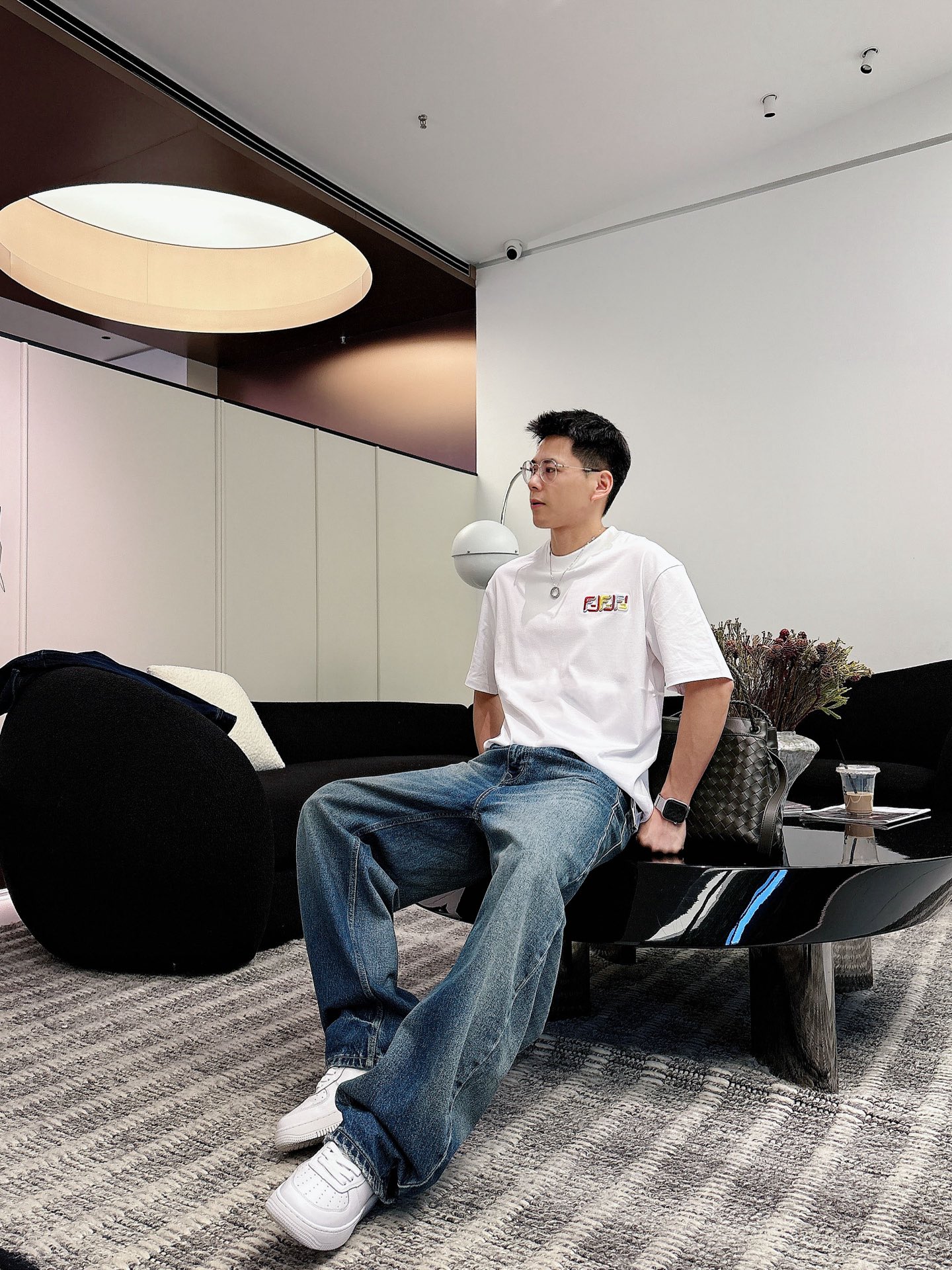 芬迪🌾、🆕2026春夏新品发售新品短袖T恤，面料采用新疆长绒棉，温儒柔软 细腻柔软 上身自然是舒适 凉爽