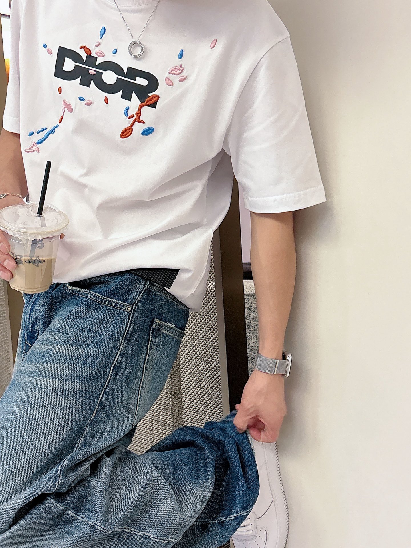 迪奥🌾、🆕2026春夏新品发售新品短袖T恤，面料采用新疆长绒棉，温儒柔软 细腻柔软 上身自然是舒适 凉爽