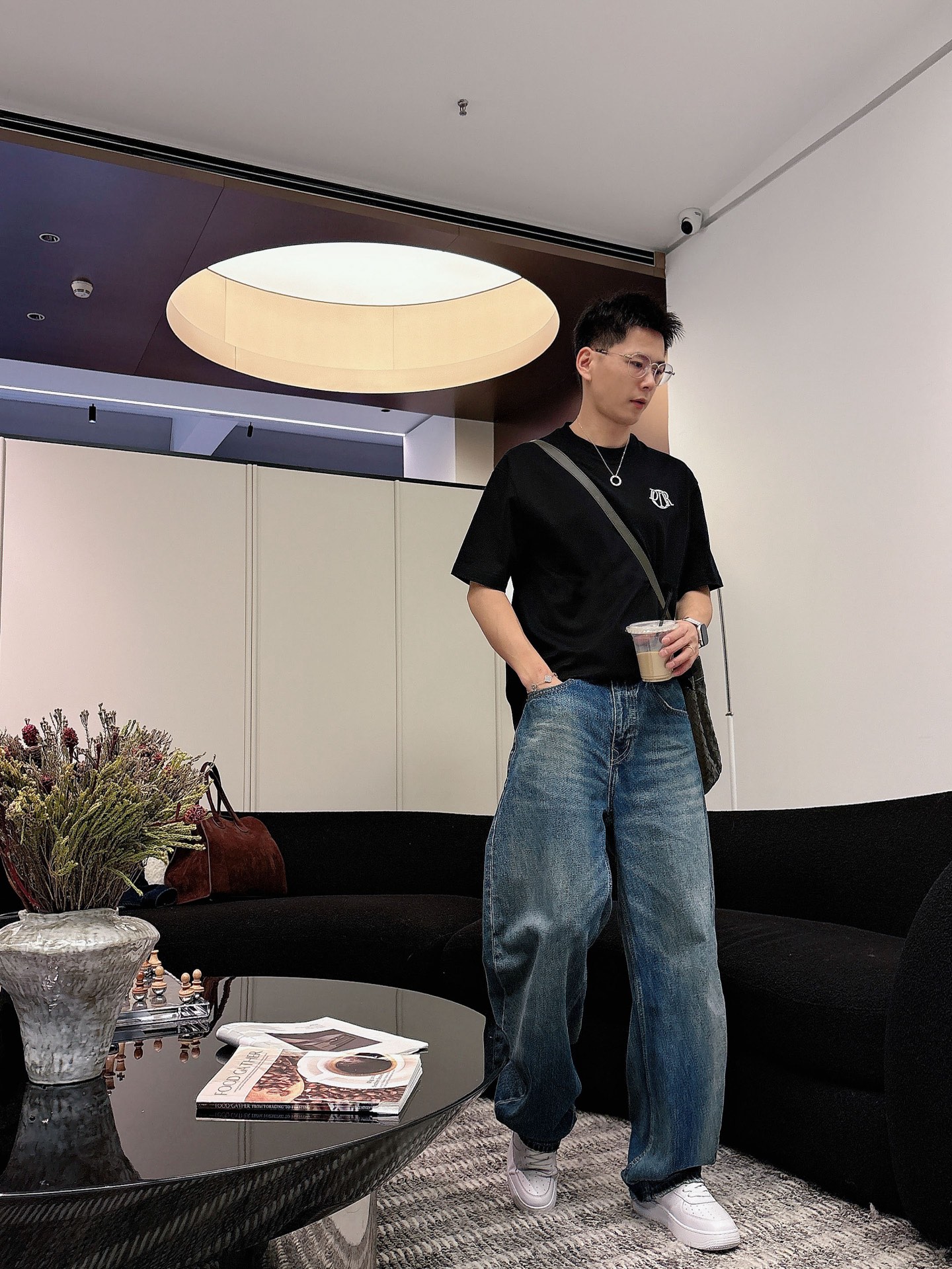 迪奥🌾、🆕2026春夏新品发售新品短袖T恤，面料采用新疆长绒棉，温儒柔软 细腻柔软 上身自然是舒适 凉爽