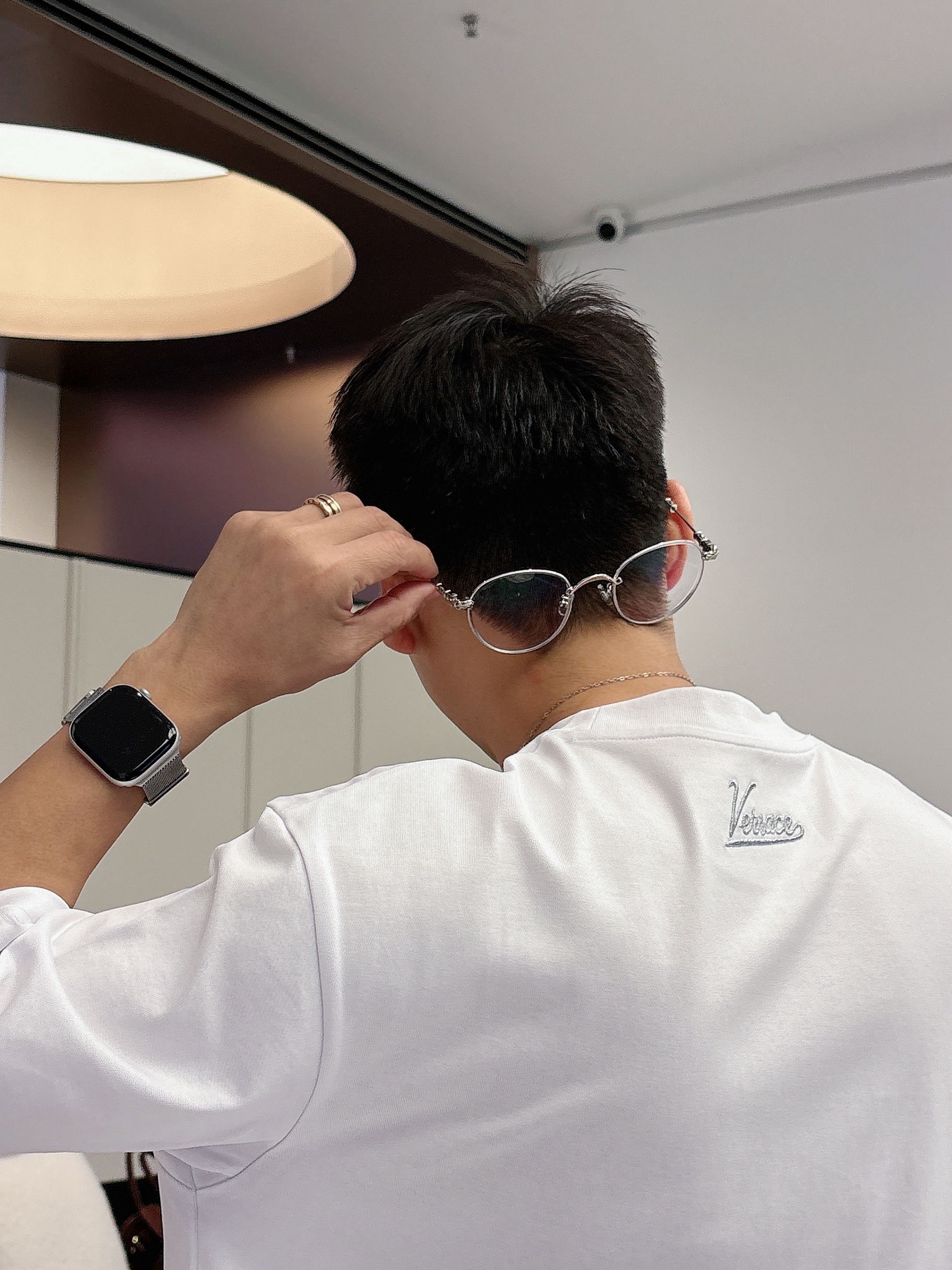 范思哲🌾、🆕2026春夏新品发售新品短袖T恤，面料采用新疆长绒棉，温儒柔软 细腻柔软 上身自然是舒适 凉