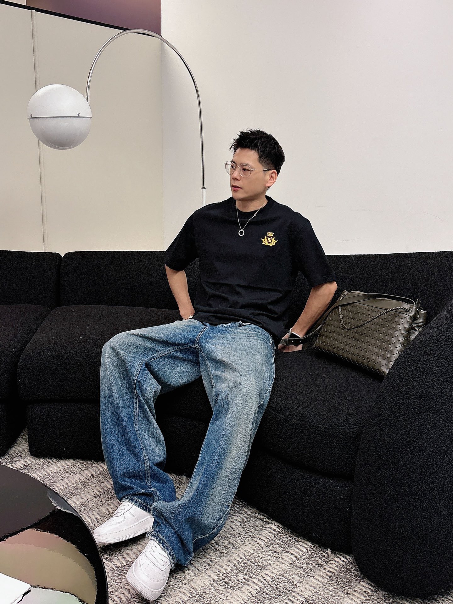 芬迪🌾、🆕2026春夏新品发售新品短袖T恤，面料采用新疆长绒棉，温儒柔软 细腻柔软 上身自然是舒适 凉爽