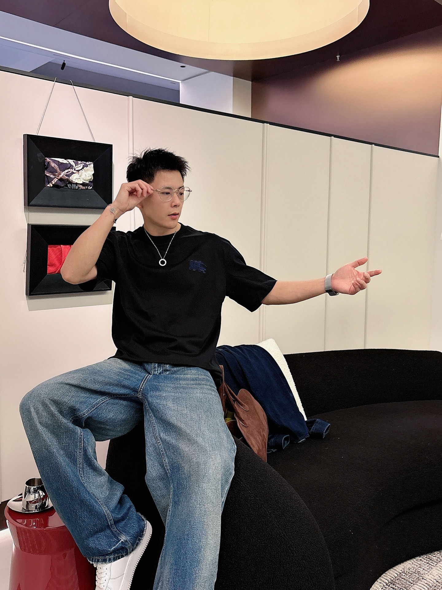 巴宝莉🌾、🆕2026春夏新品发售新品短袖T恤，面料采用新疆长绒棉，温儒柔软 细腻柔软 上身自然是舒适 凉