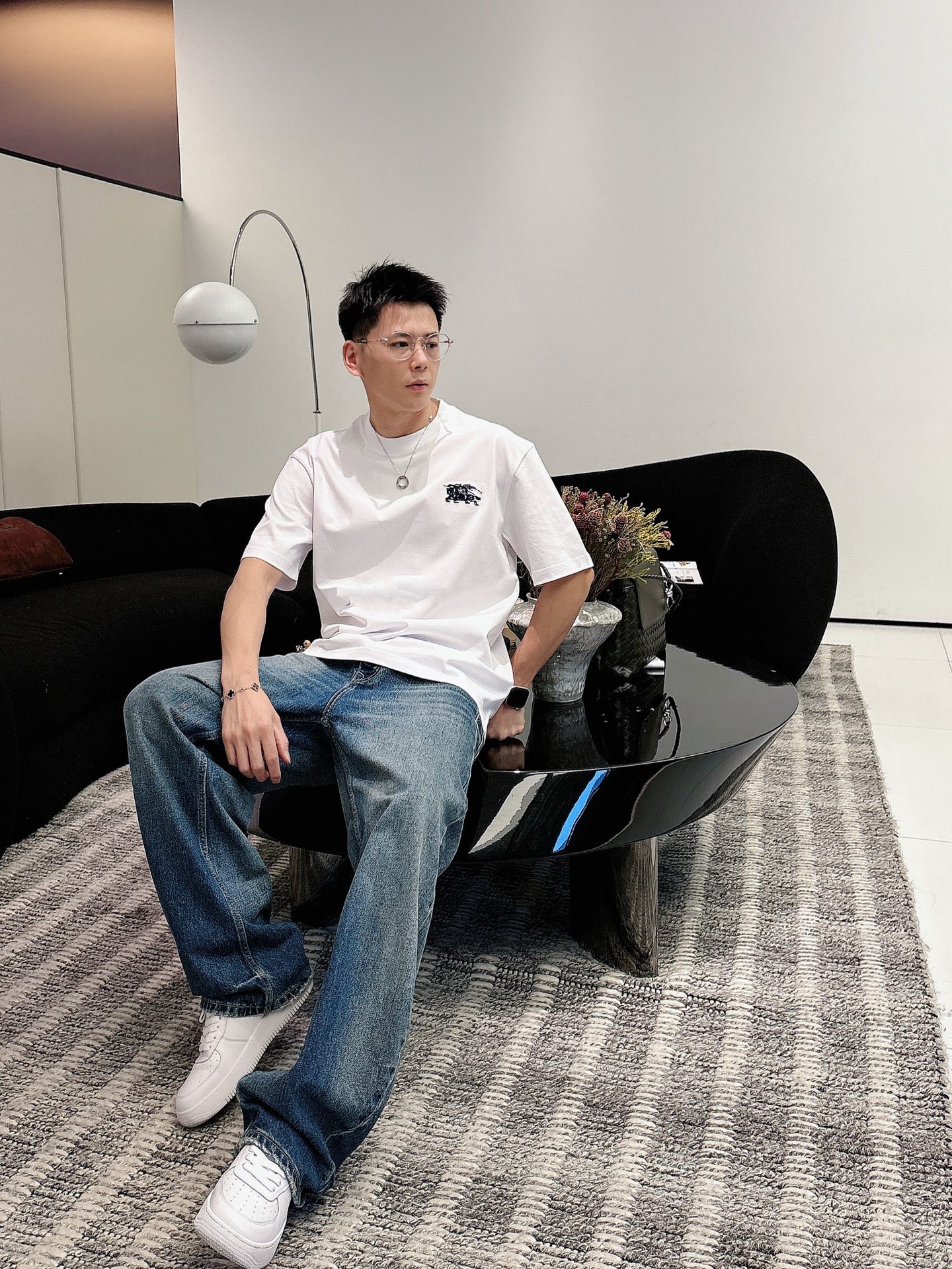 巴宝莉🌾、🆕2026春夏新品发售新品短袖T恤，面料采用新疆长绒棉，温儒柔软 细腻柔软 上身自然是舒适 凉