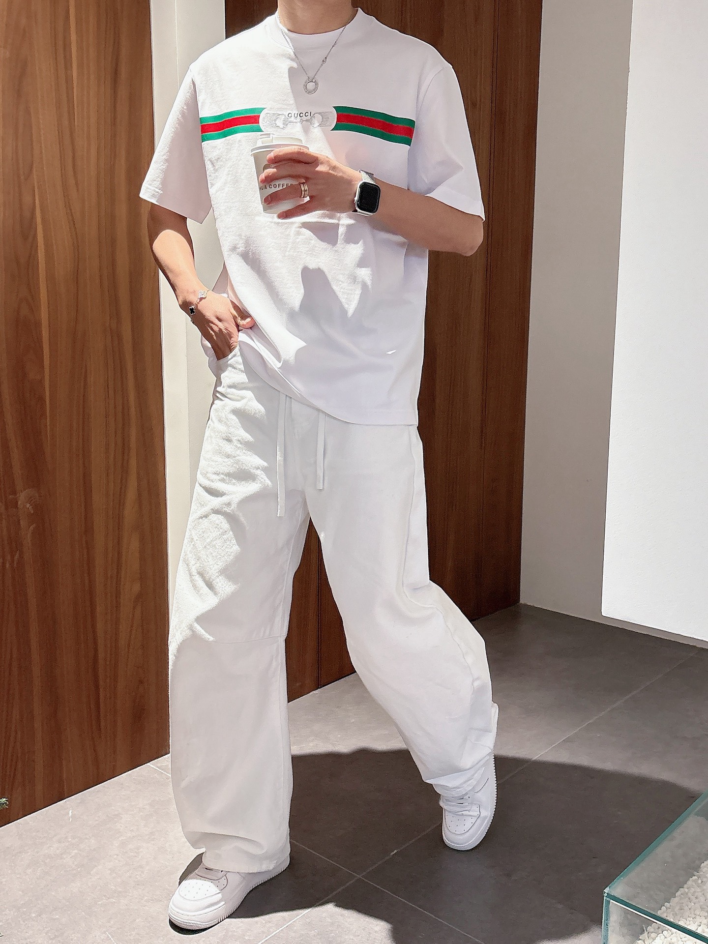 古奇🌾、🆕2026春夏新品发售新品短袖T恤，面料采用新疆长绒棉，温儒柔软 细腻柔软 上身自然是舒适 凉爽