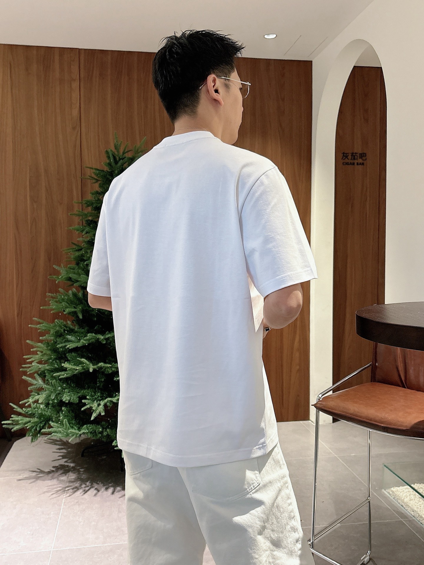 古奇🌾、🆕2026春夏新品发售新品短袖T恤，面料采用新疆长绒棉，温儒柔软 细腻柔软 上身自然是舒适 凉爽