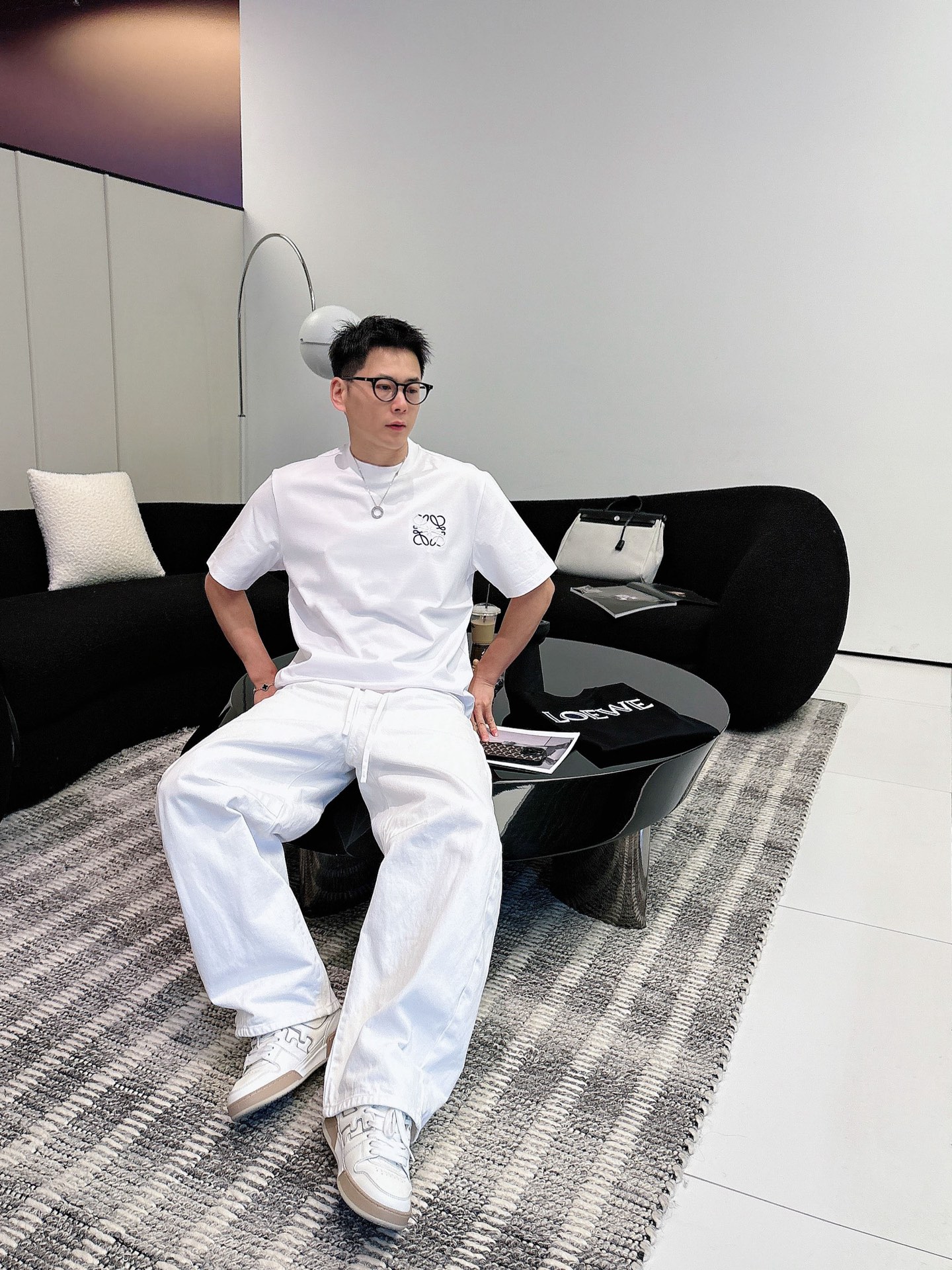 罗意威🌾、🆕2026春夏新品发售新品短袖T恤，面料采用新疆长绒棉，温儒柔软 细腻柔软 上身自然是舒适 凉