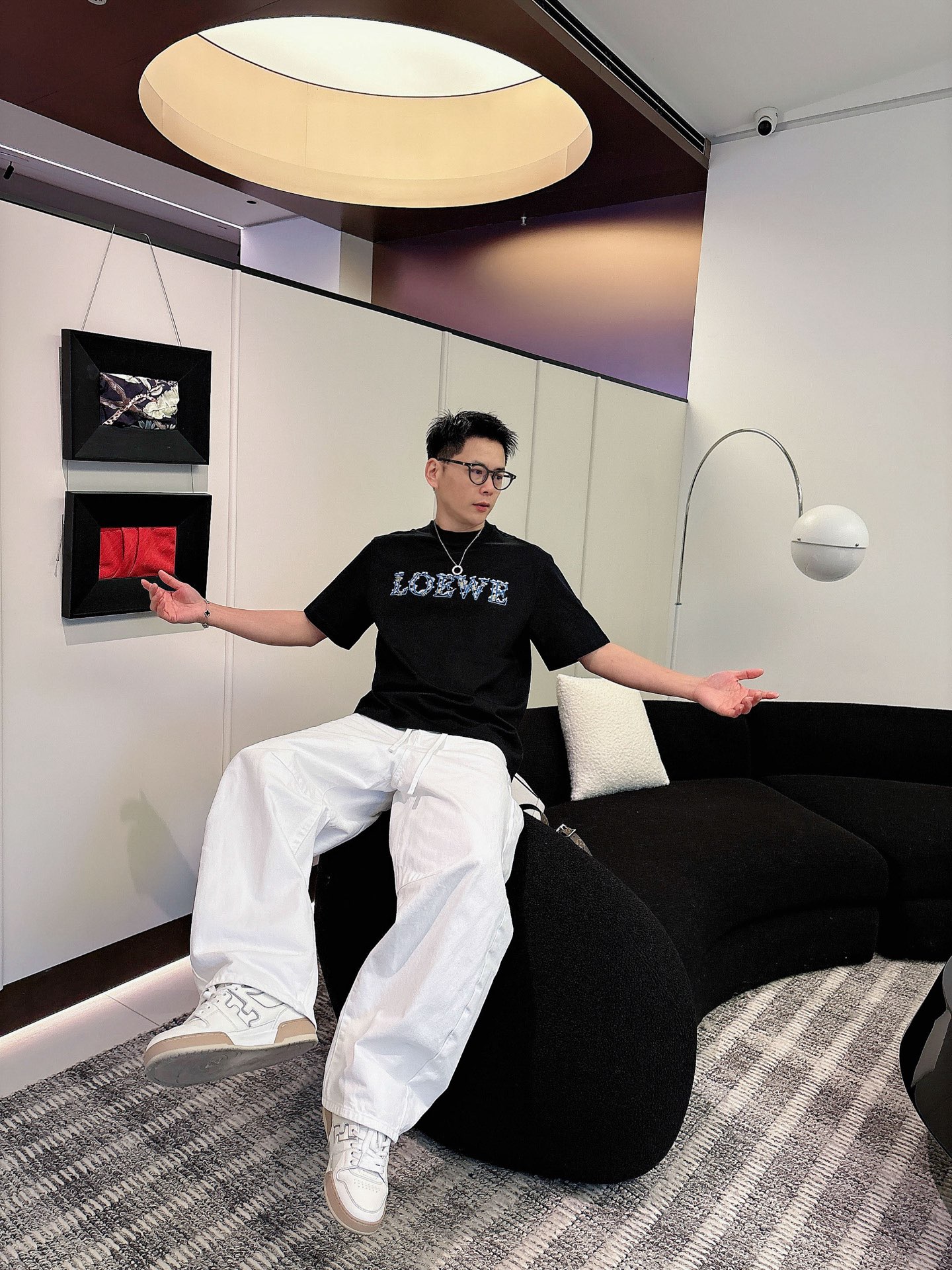 罗意威🌾、🆕2026春夏新品发售新品短袖T恤，面料采用新疆长绒棉，温儒柔软 细腻柔软 上身自然是舒适 凉