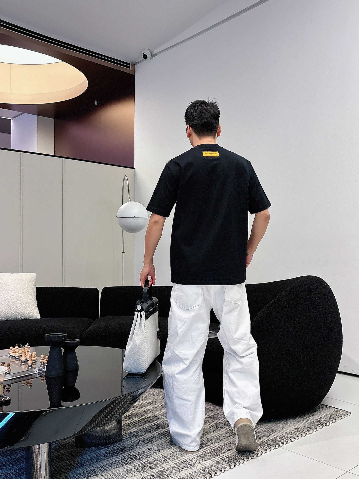 LV🌾、🆕2026春夏新品发售新品短袖T恤，面料采用新疆长绒棉，温儒柔软 细腻柔软 上身自然是舒适 凉爽