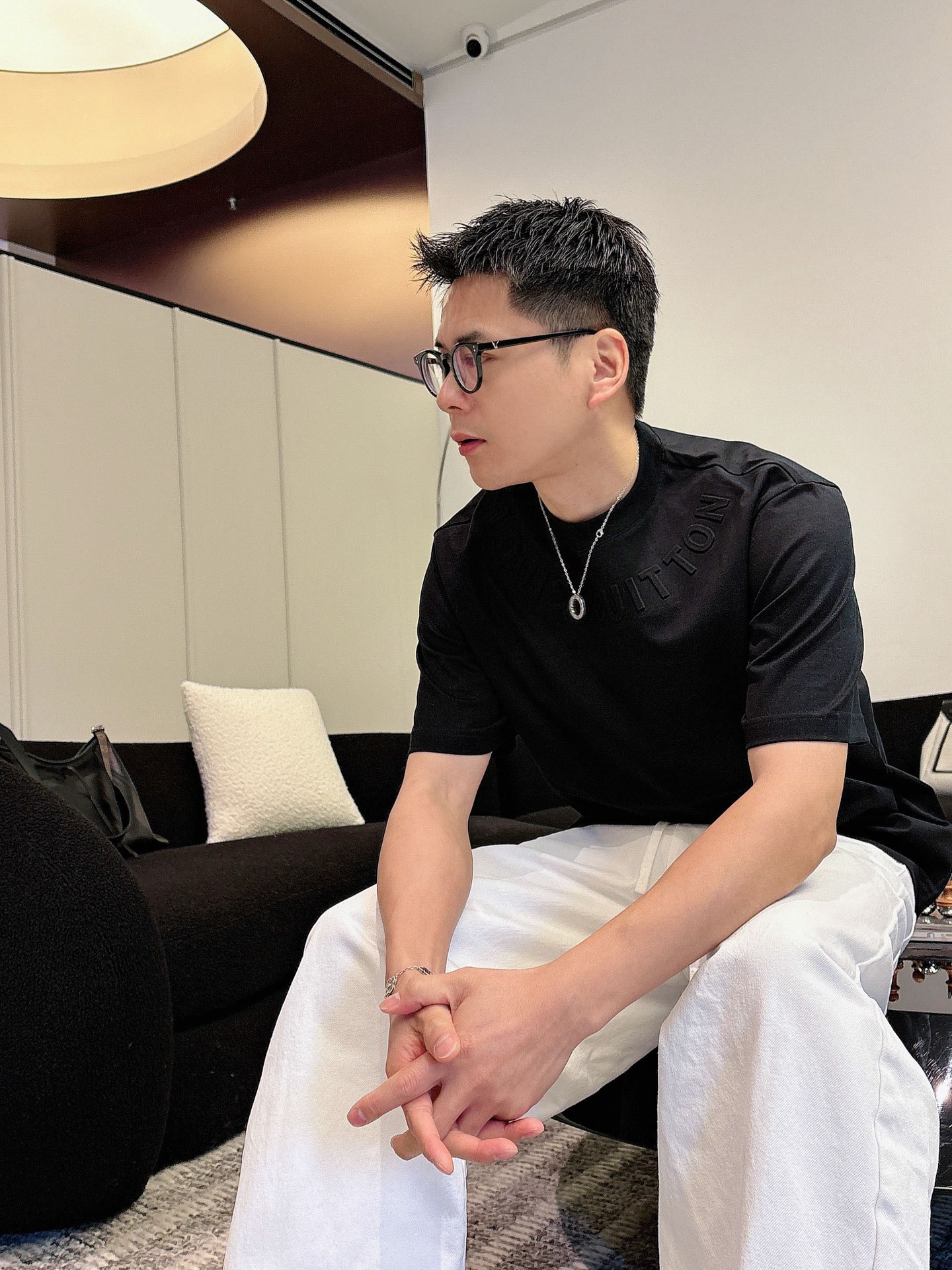 LV🌾、🆕2026春夏新品发售新品短袖T恤，面料采用新疆长绒棉，温儒柔软 细腻柔软 上身自然是舒适 凉爽