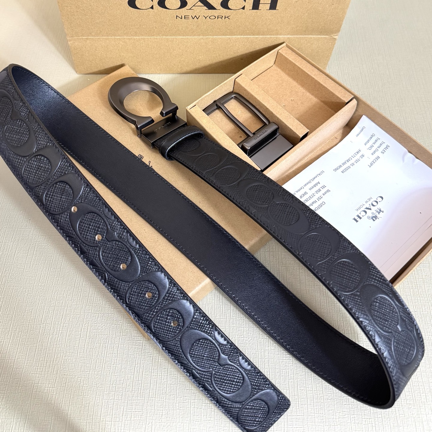 
      寬：38mm
       驰家双扣套  寬度3.8CM宽度   專櫃在售男士双扣腰帶 採
