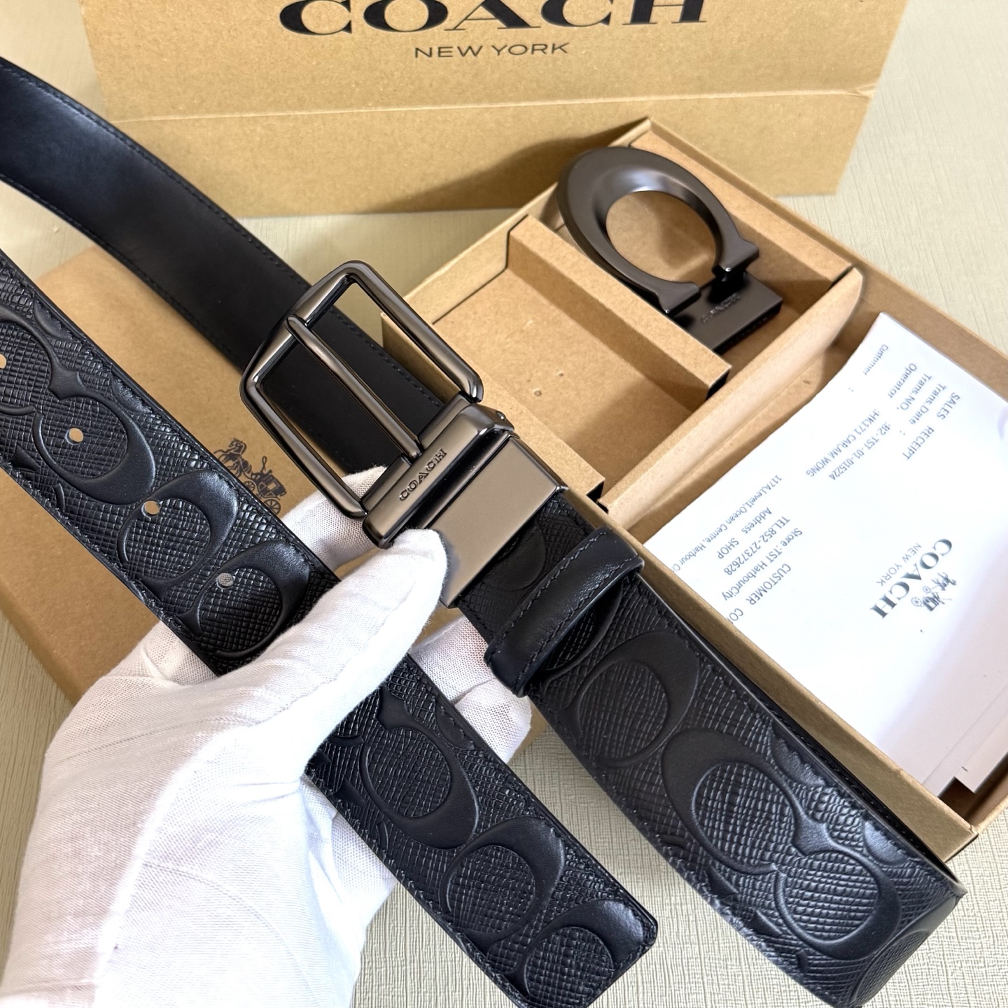
      寬：38mm
       驰家双扣套  寬度3.8CM宽度   專櫃在售男士双扣腰帶 採