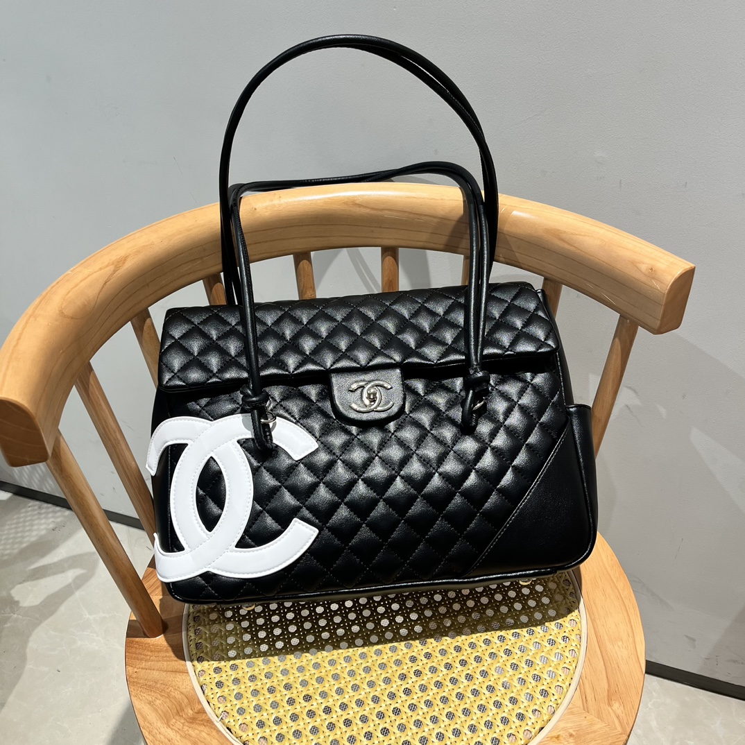 Chanel Handbags Clutches & Pouch Bags Tote Bags Calfskin Cowhide Spring Collection Vintage