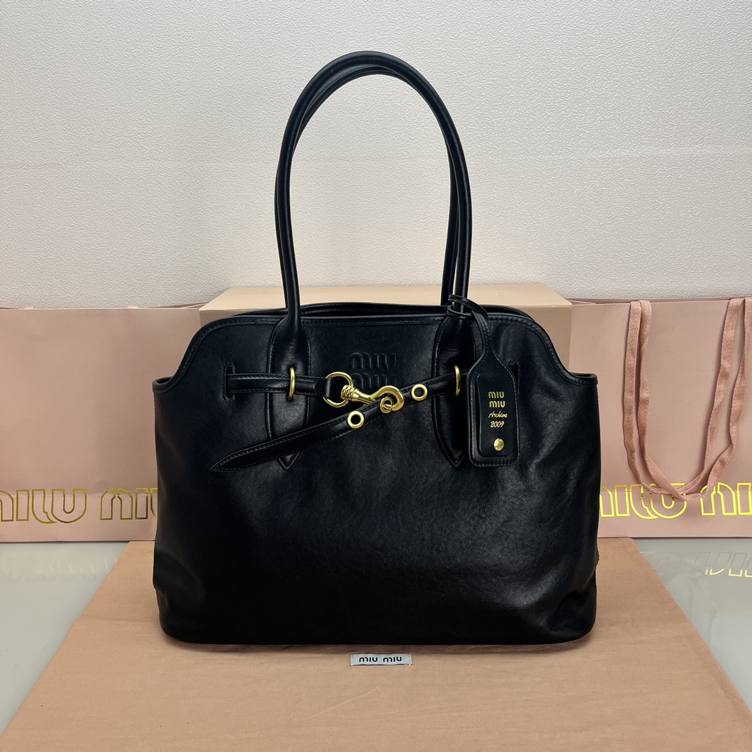 MiuMiu Knockoff
 Bags Handbags Brown Chocolate color Cowhide Vintage