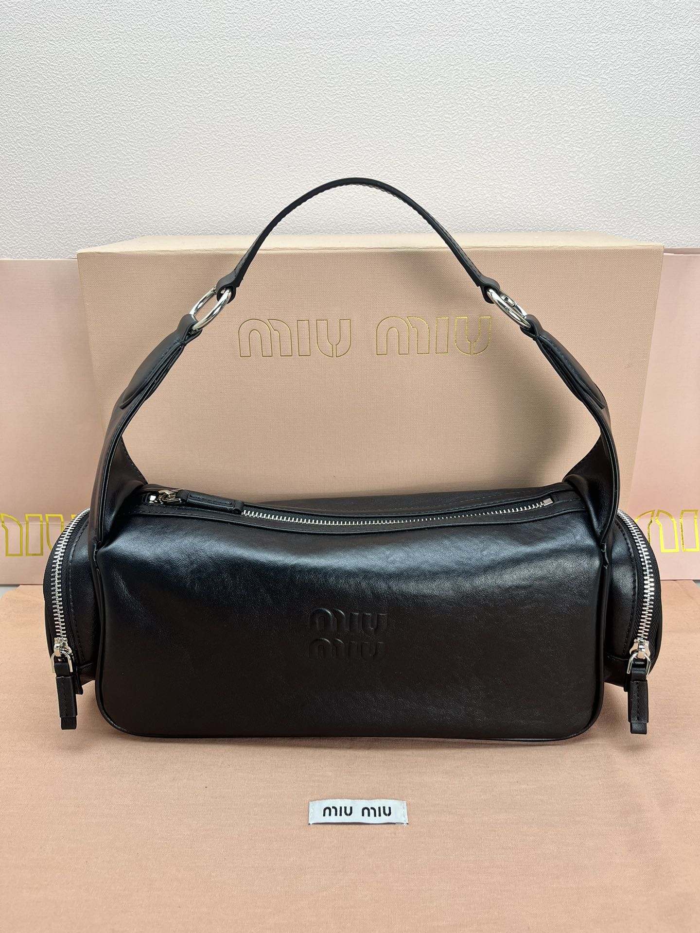 MiuMiu Crossbody & Shoulder Bags Black Cowhide Spring/Summer Collection Vintage Underarm