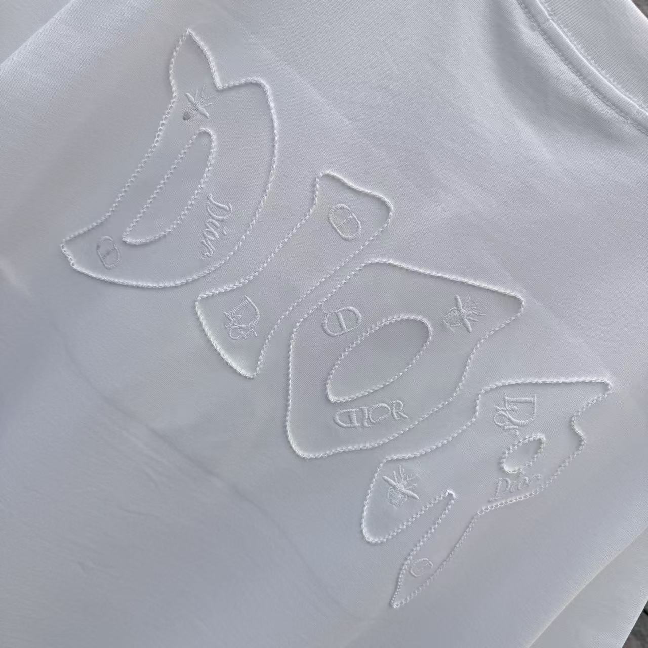 Dior DIO 2026春夏新款 蜜蜂字母锁链绣花