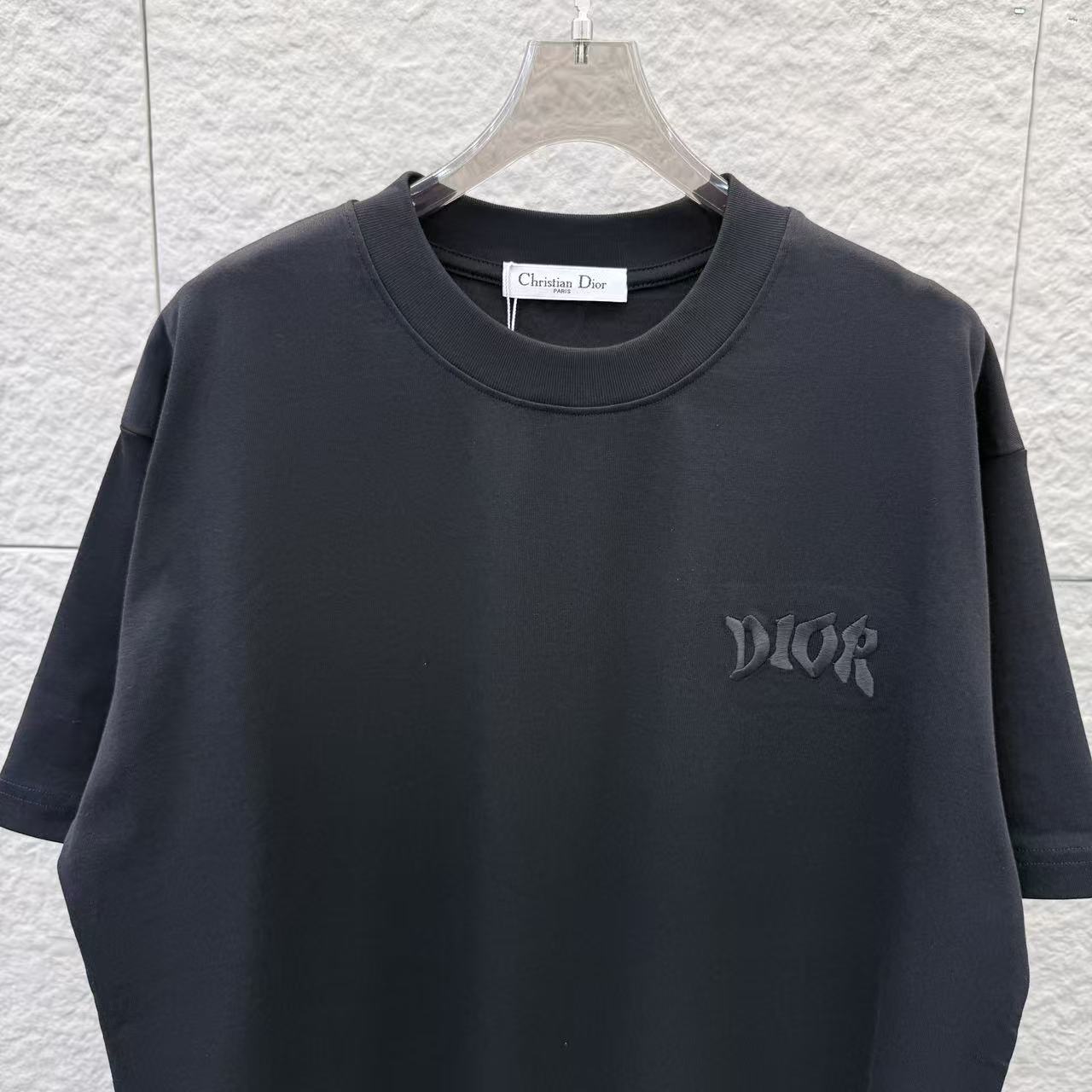 Dior DIO 2026春夏新款 蜜蜂字母锁链绣花