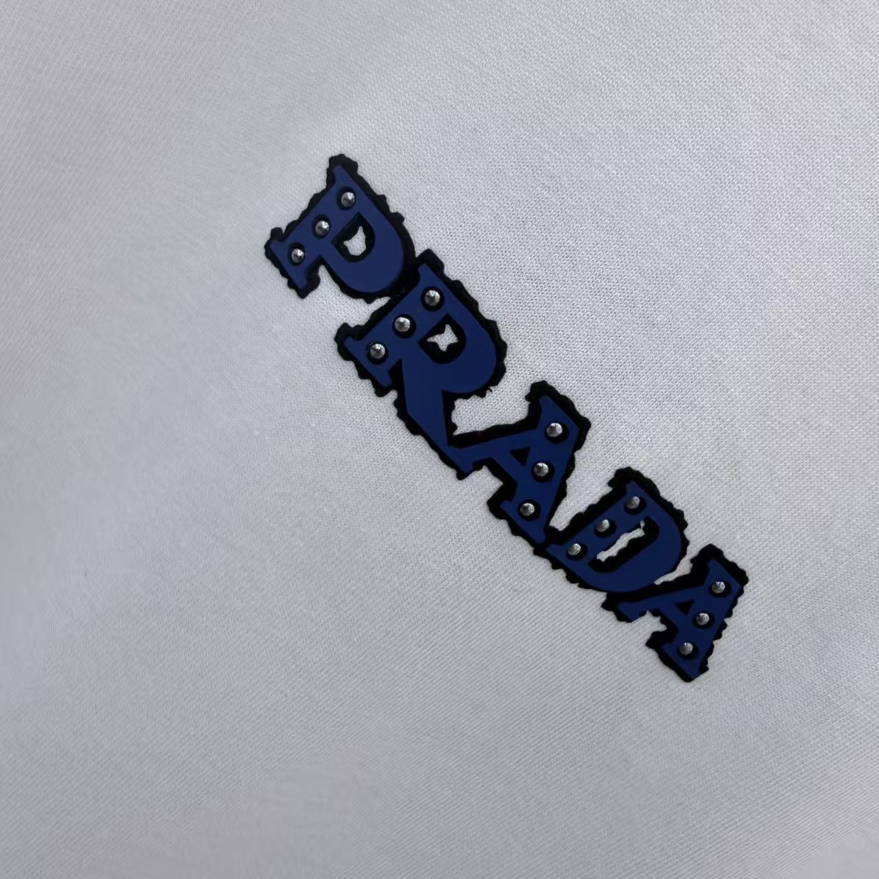 Prada PRA 2026春夏新款 3D立体滴胶