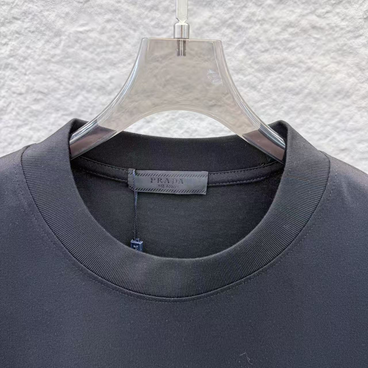 Prada PRA 2026春夏新款 3D立体滴胶