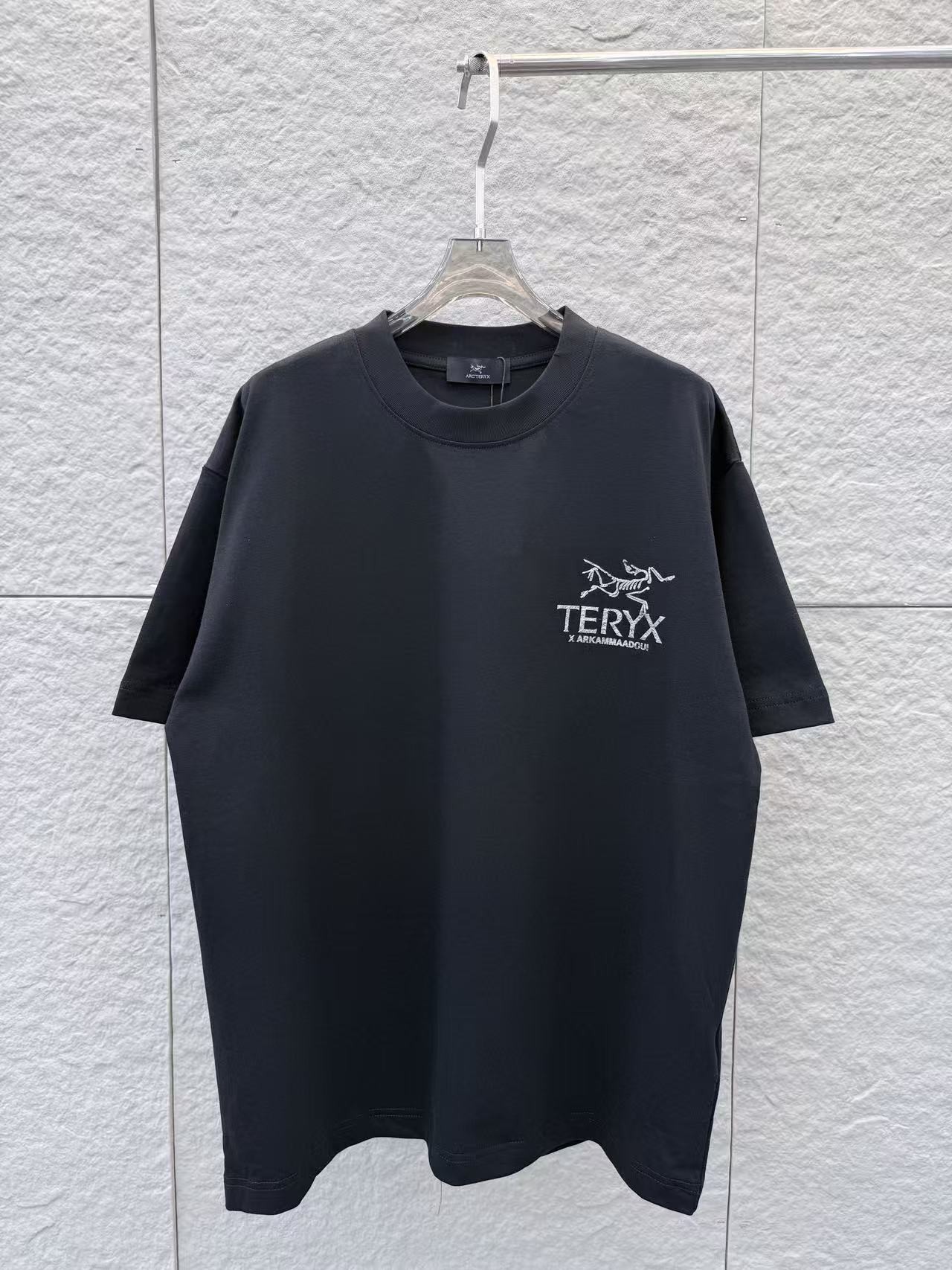 Supreme 鸟牌 2026春夏新款 3D立体滴胶