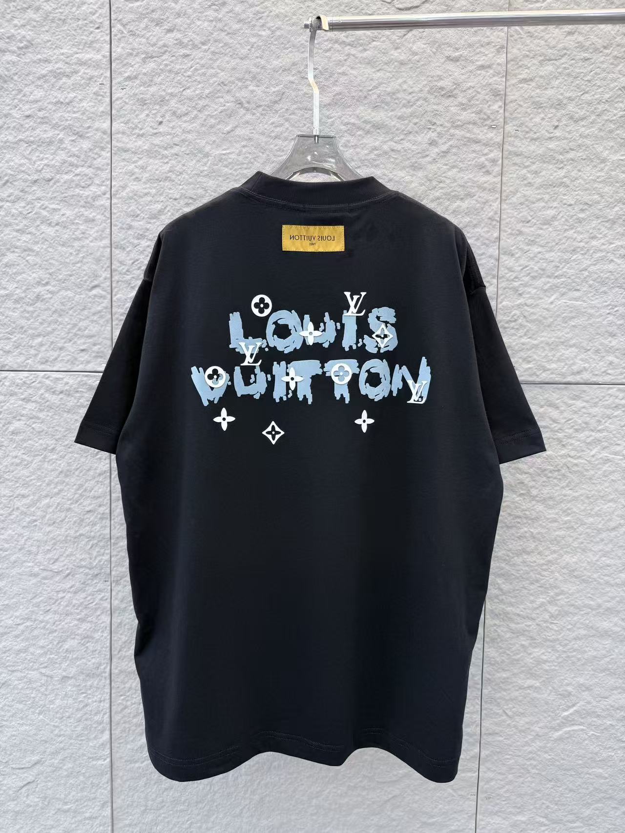 Louis Vuitton 1V 2026春夏新款 3D立体滴胶