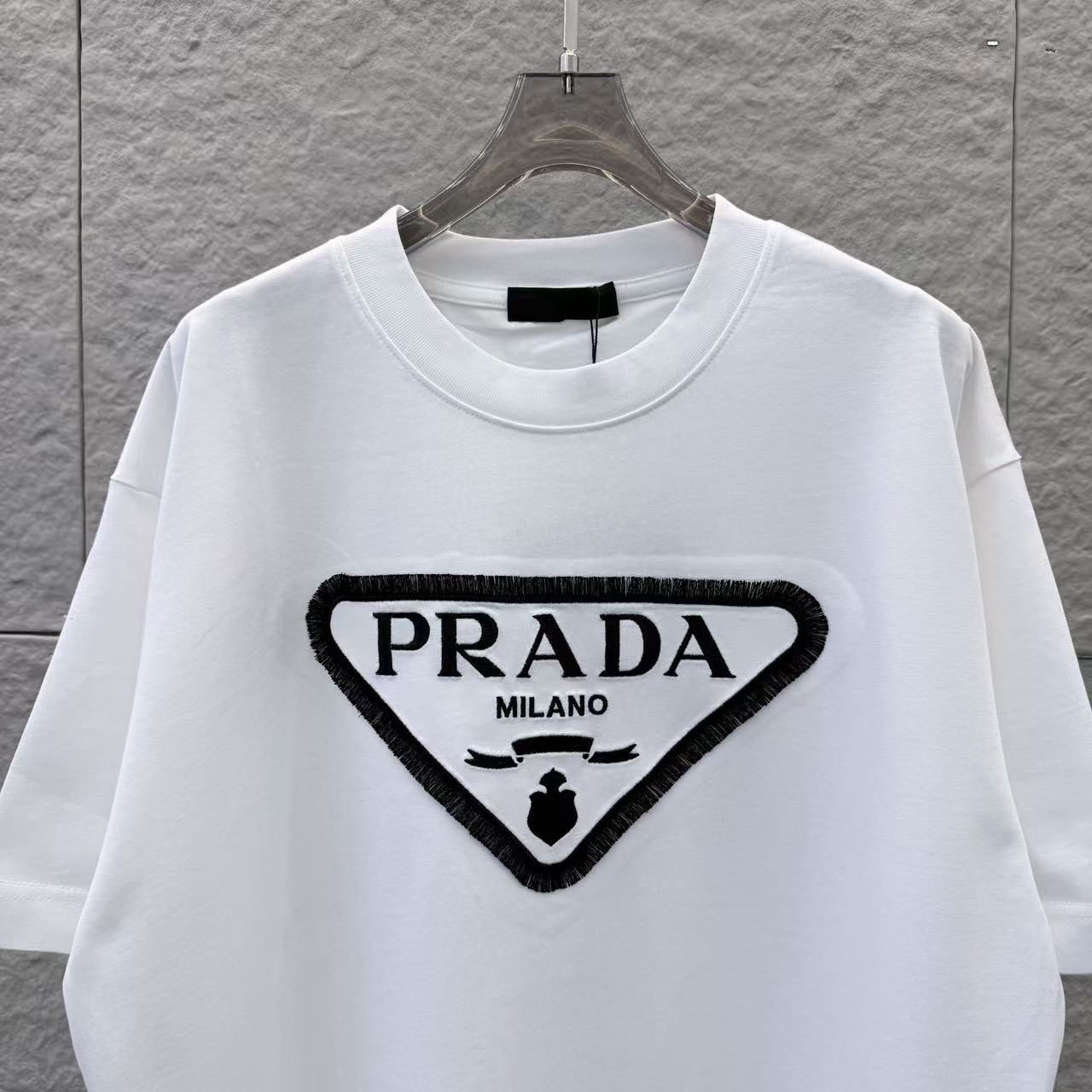 Prada PRA 2026春夏新款 流苏字母绣花