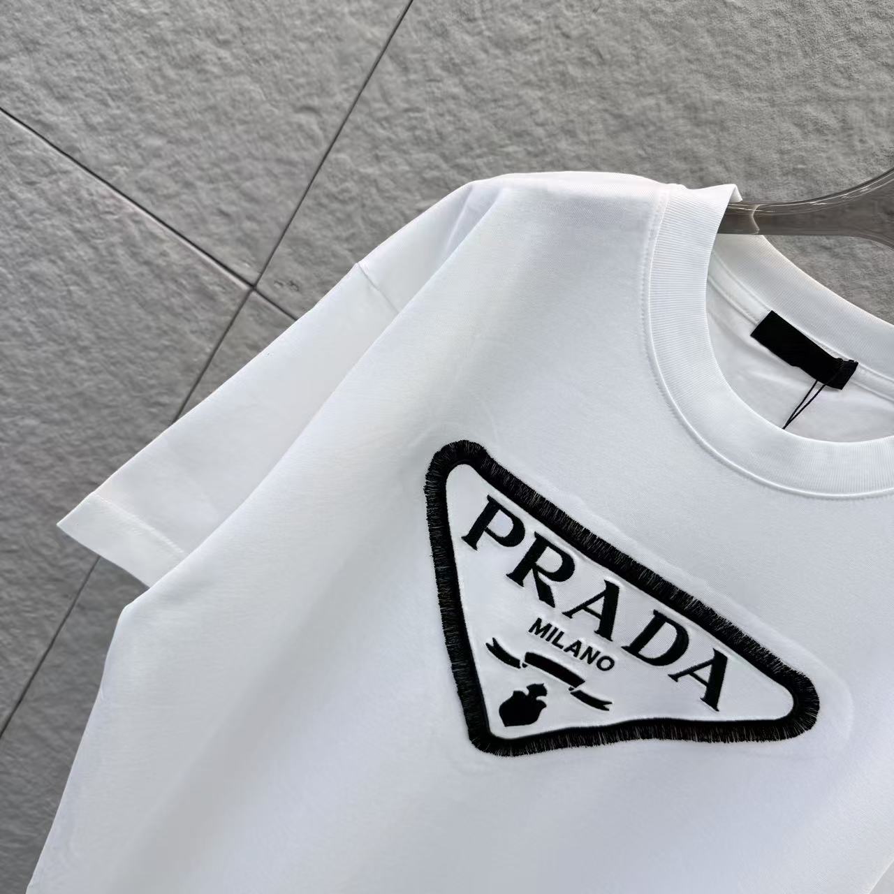 Prada PRA 2026春夏新款 流苏字母绣花