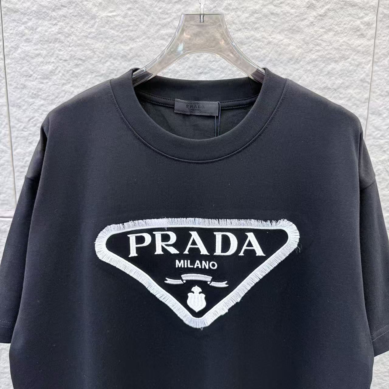 Prada PRA 2026春夏新款 流苏字母绣花