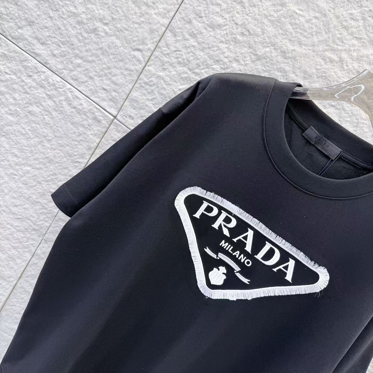Prada PRA 2026春夏新款 流苏字母绣花