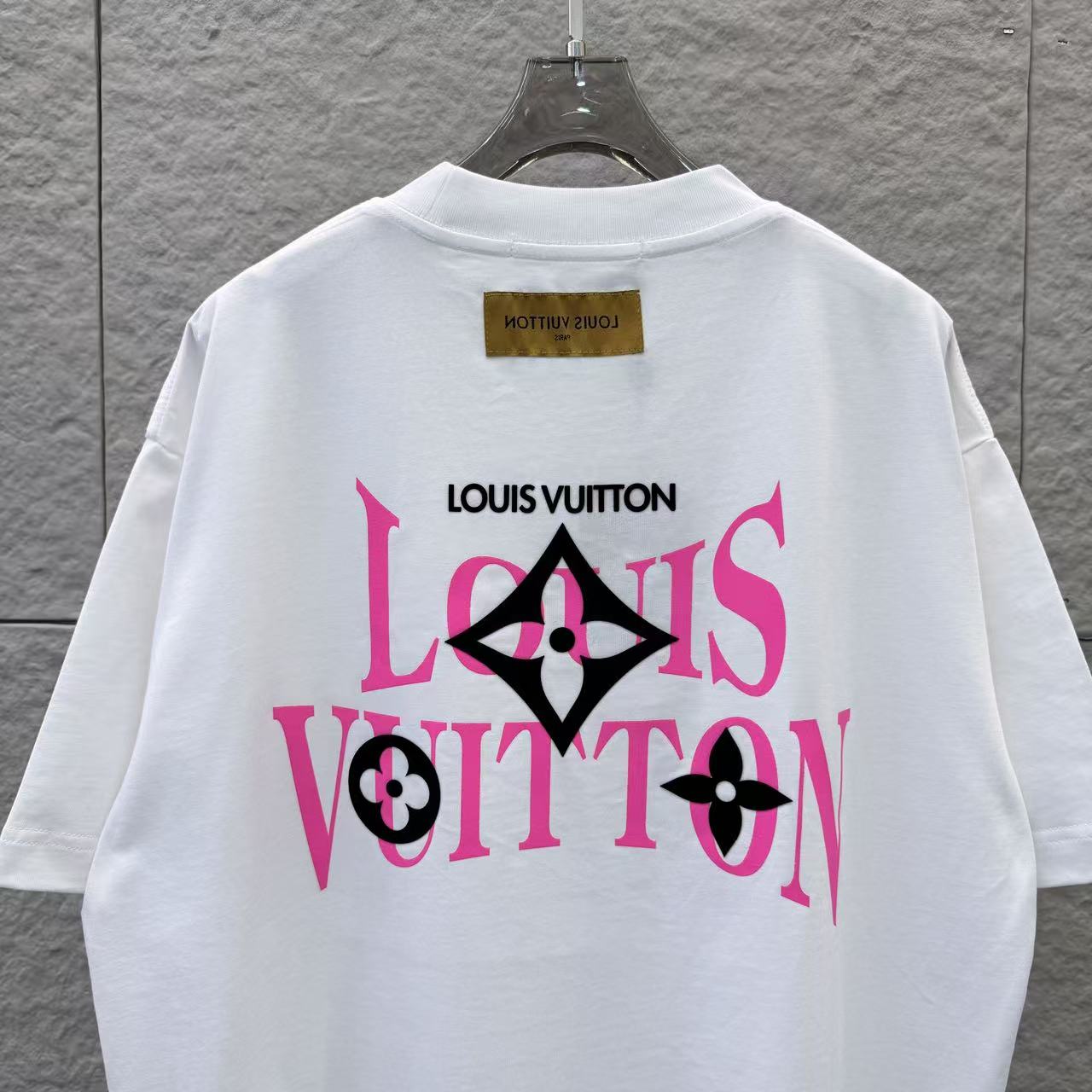Louis Vuitton 1V 2026春夏新款 3D立体滴胶