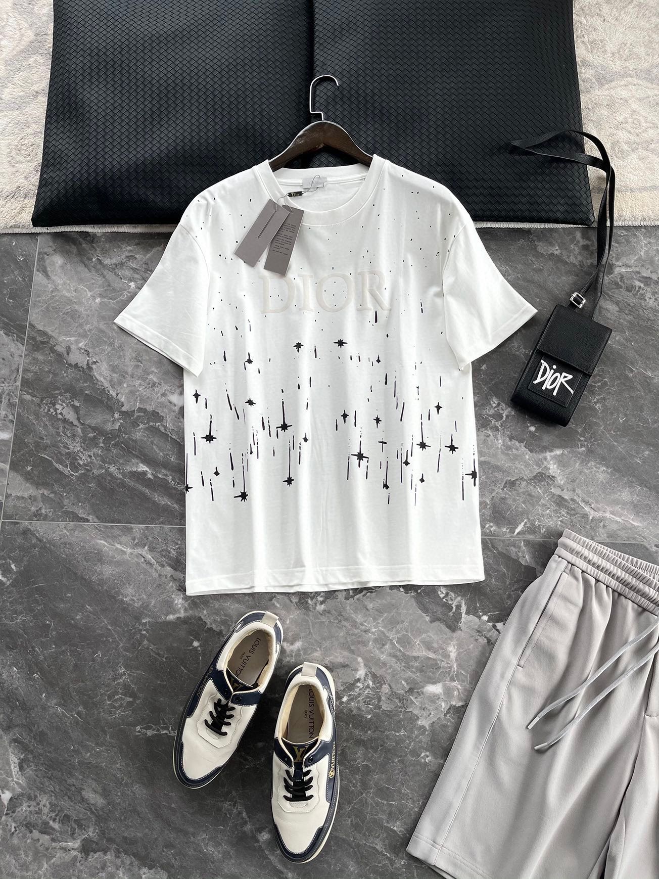 Dior Vêtements T-Shirt Noir Blanc Imprimé Unisexe Coton tricoté Tricot Collection printemps – été Fashion Manches courtes