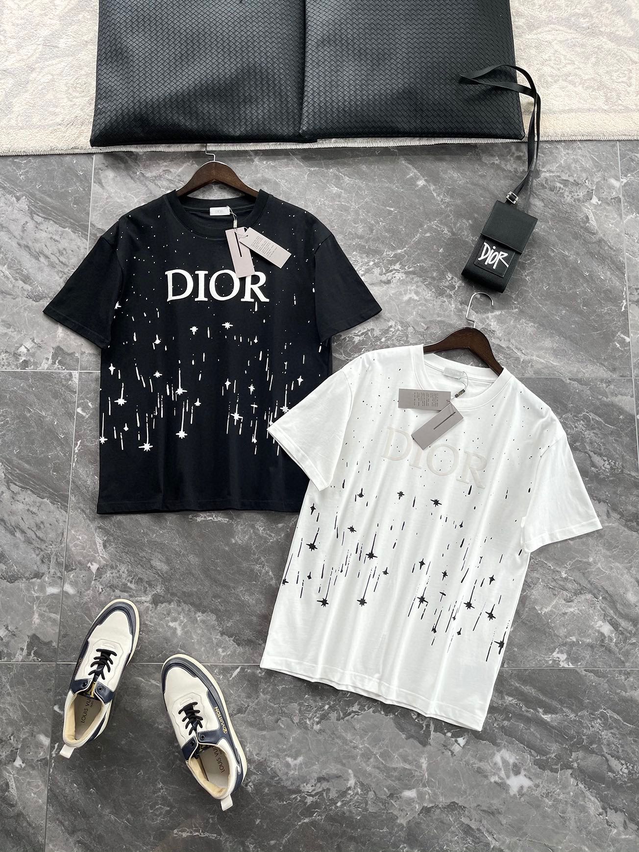 Dior Vêtements T-Shirt Noir Blanc Imprimé Unisexe Coton tricoté Tricot Collection printemps – été Fashion Manches courtes