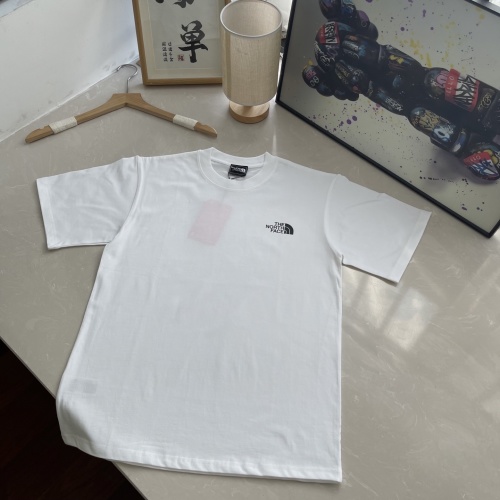 The North Face Couple T-Shirt: Classic Design, Comfortable Fit, Stylish Look 1 The North Face Couple T-Shirt: Classic Design, Comfortable Fit, Stylish Look